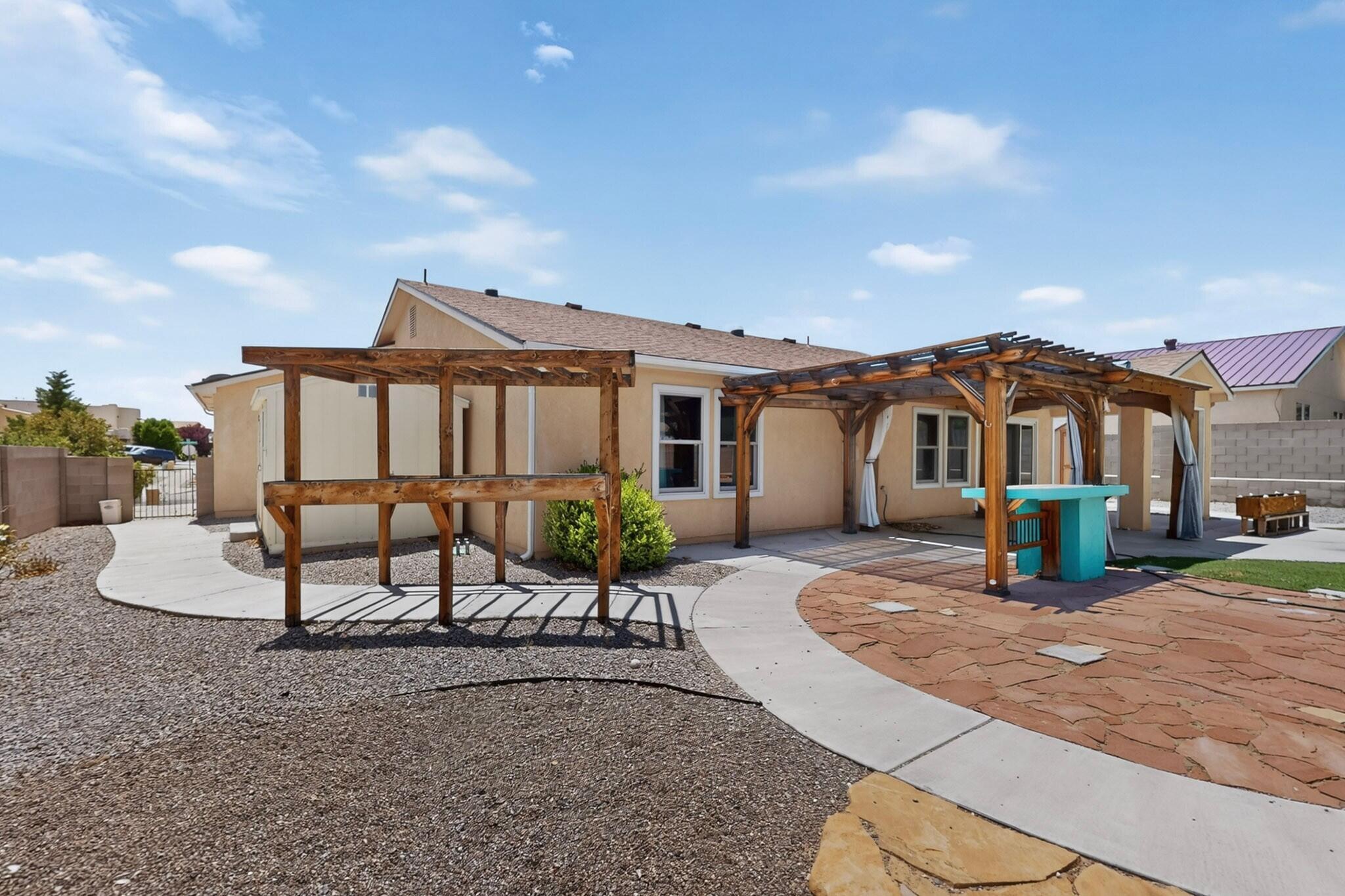 6161 Chaco Canyon Drive NE