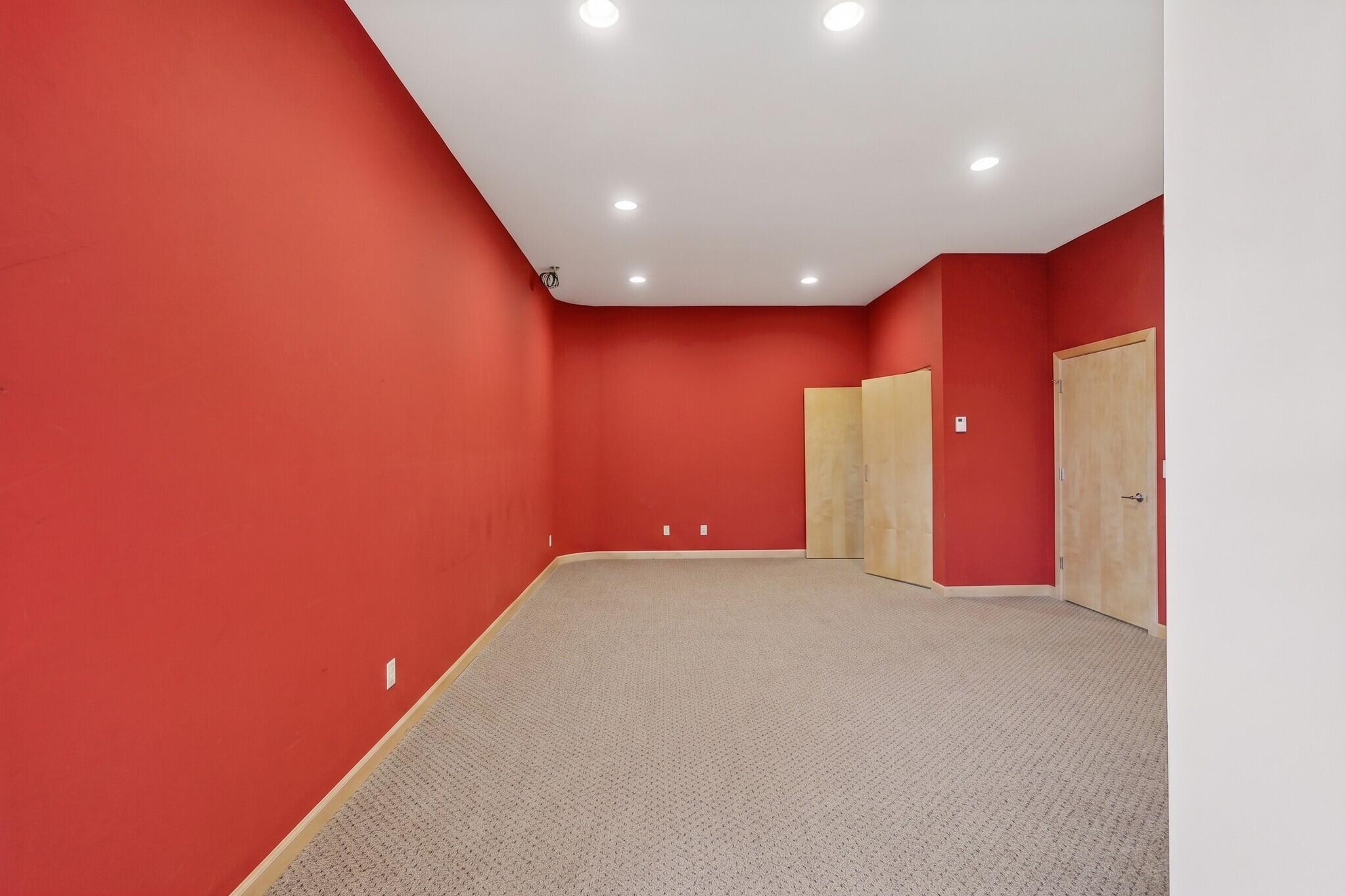 1314 Sara Way SE