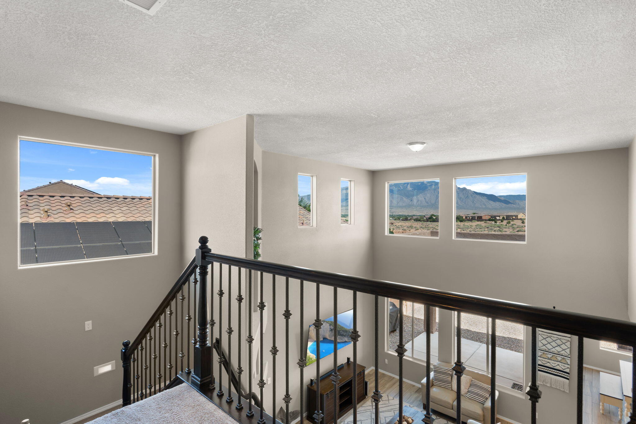 3953 Mountain Trail Loop NE