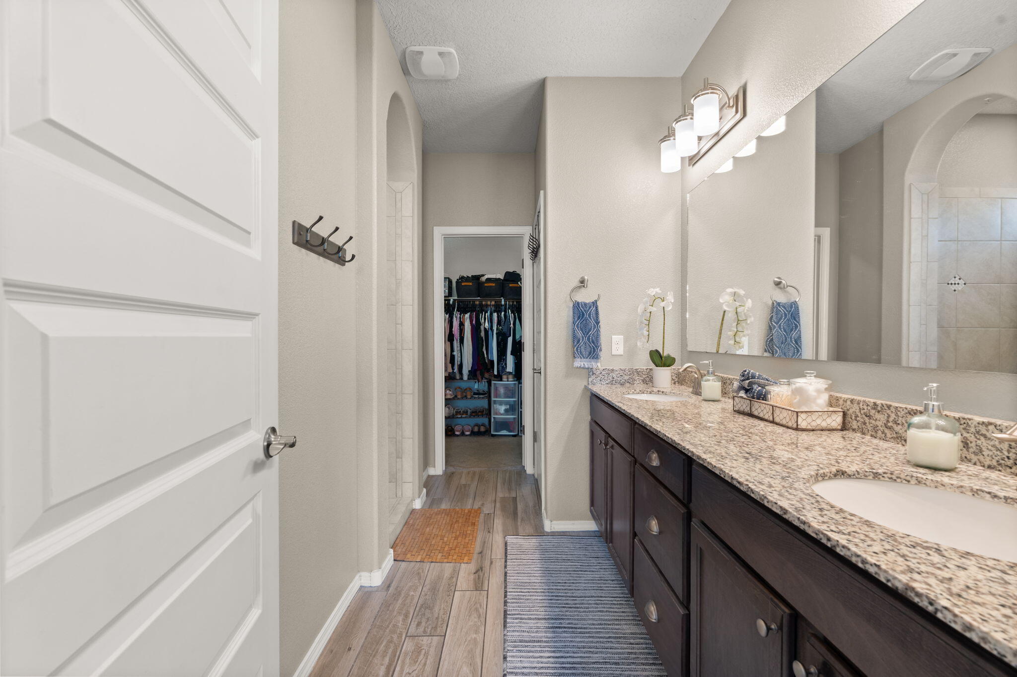 3953 Mountain Trail Loop NE