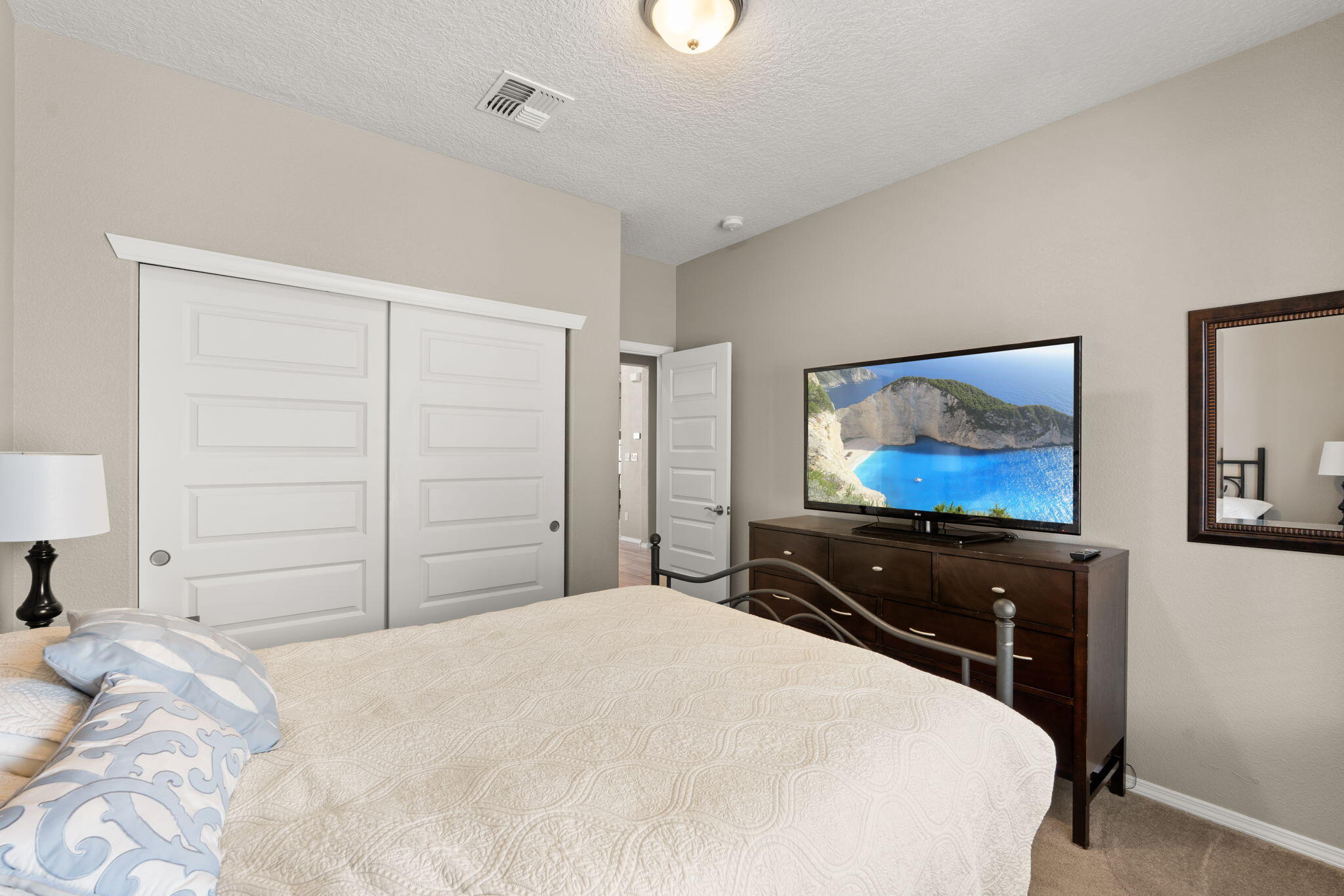 3953 Mountain Trail Loop NE