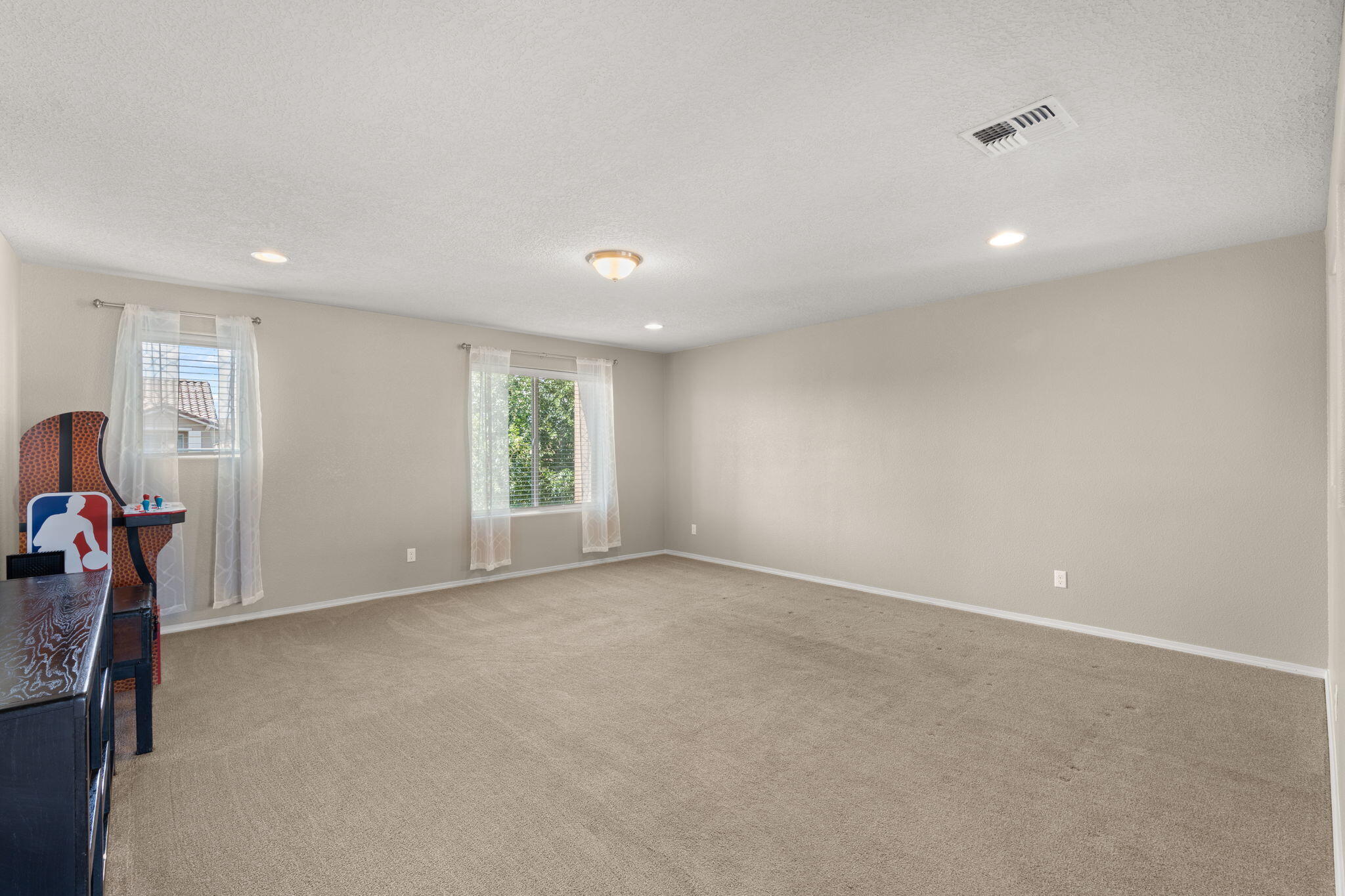3953 Mountain Trail Loop NE