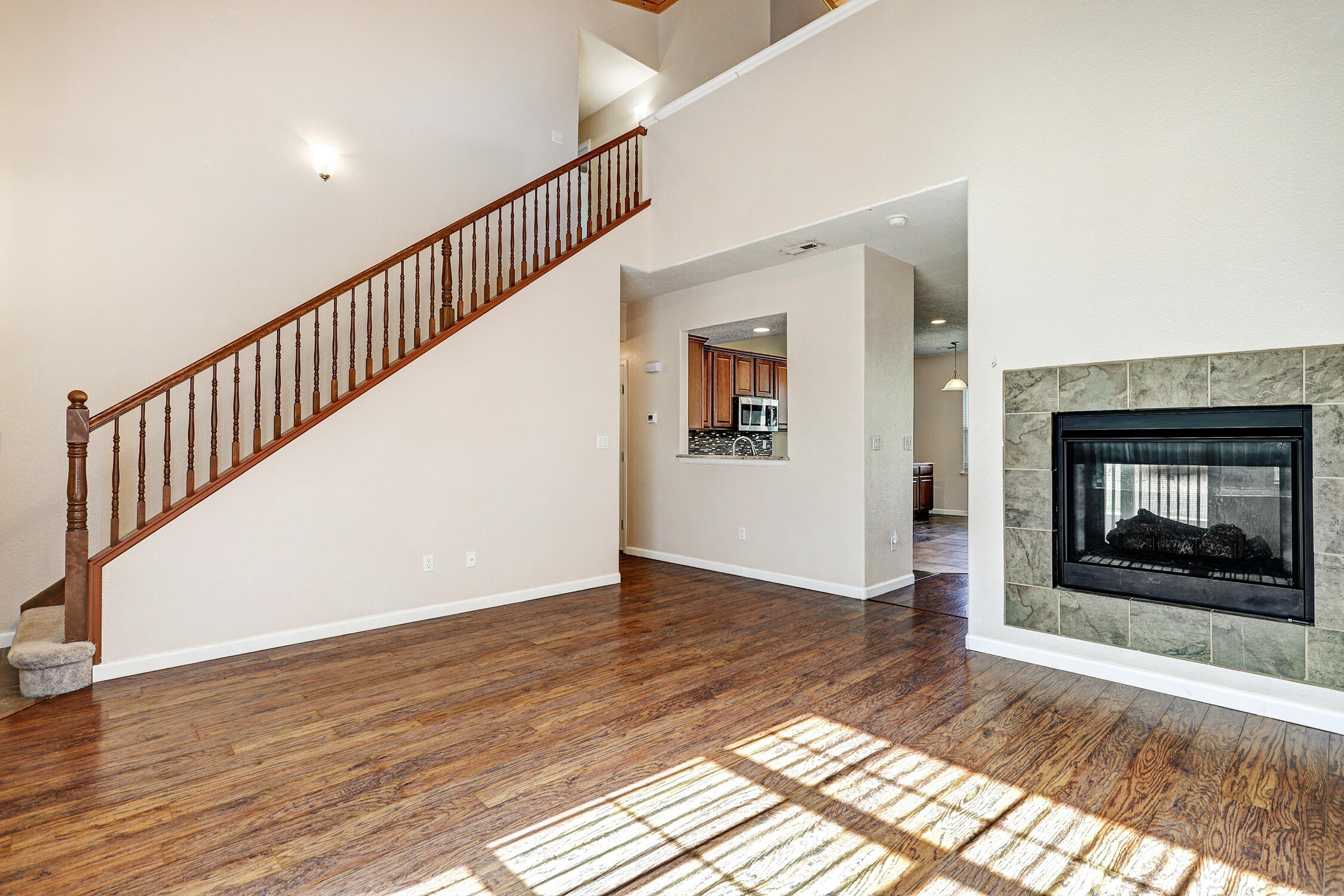 10101 Avenida Vista Sol NW