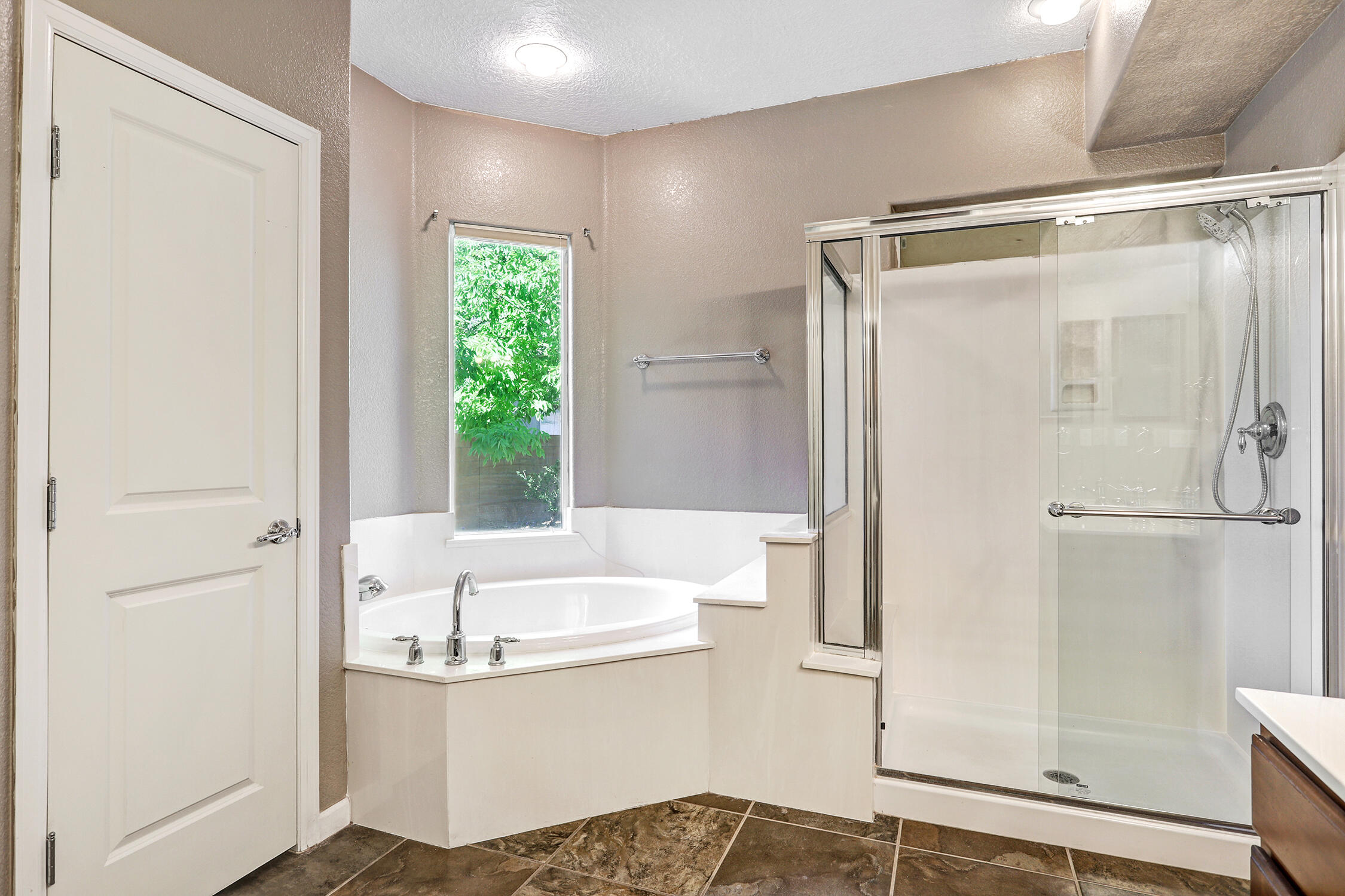 10101 Avenida Vista Sol NW