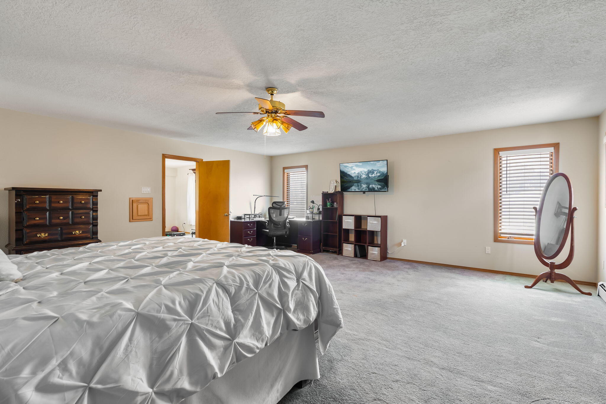607 Willowbrook Lane