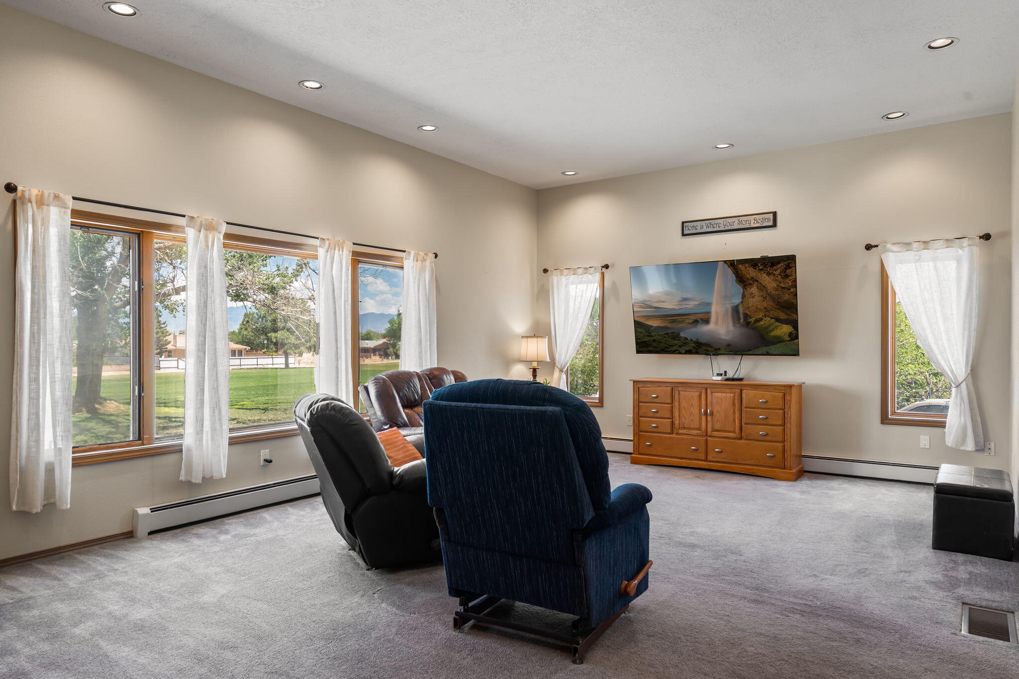 607 Willowbrook Lane