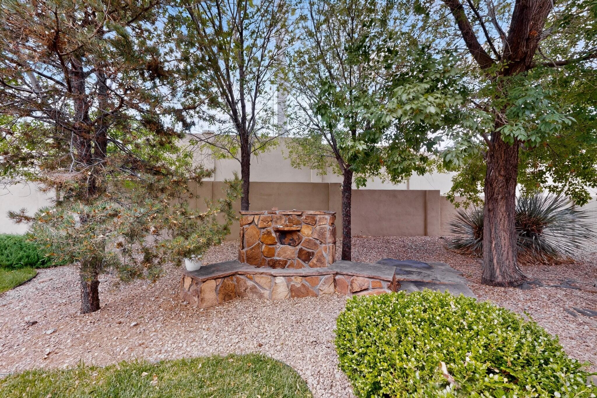 8200 Grape Harvest Court NE