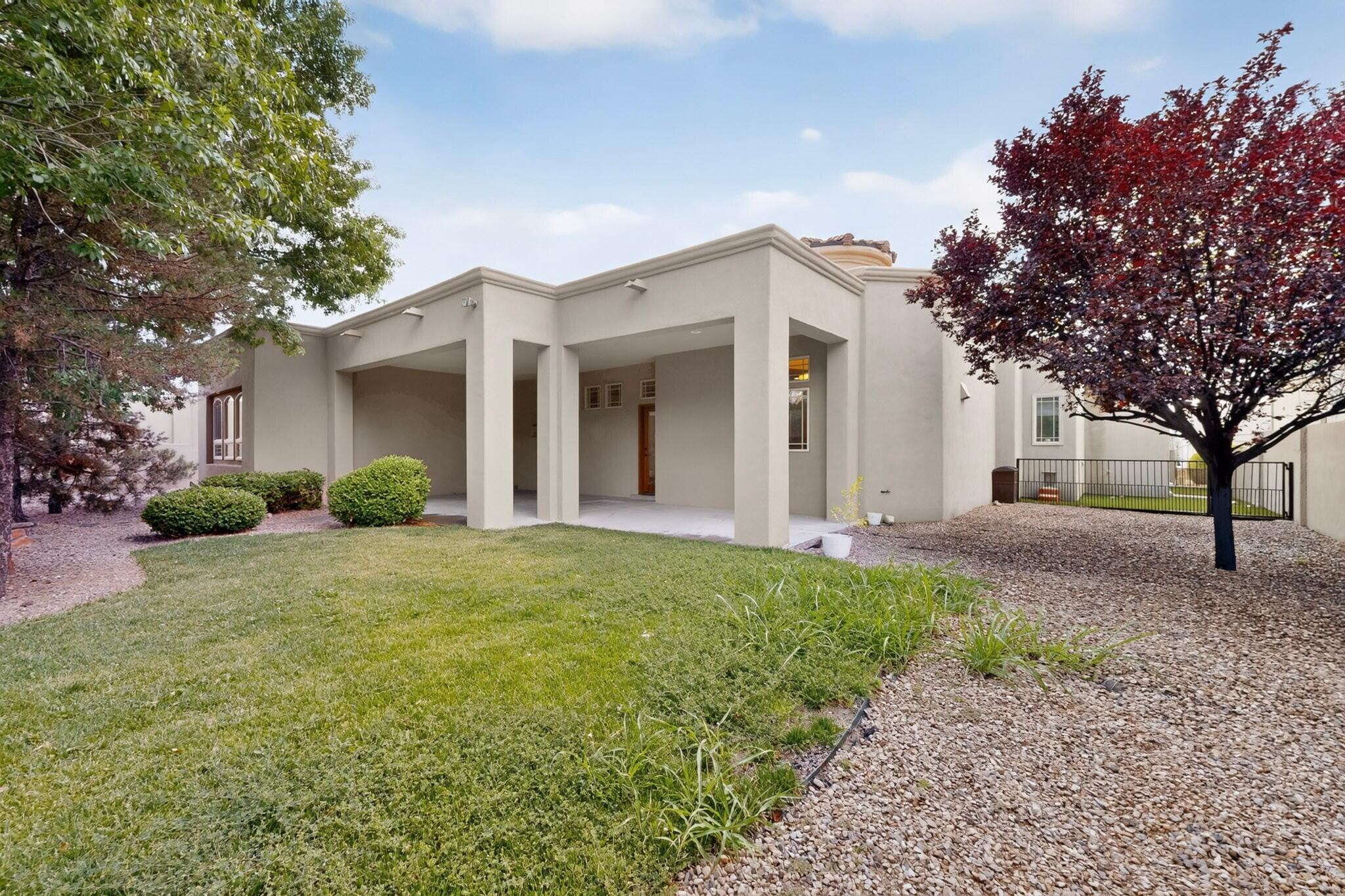 8200 Grape Harvest Court NE