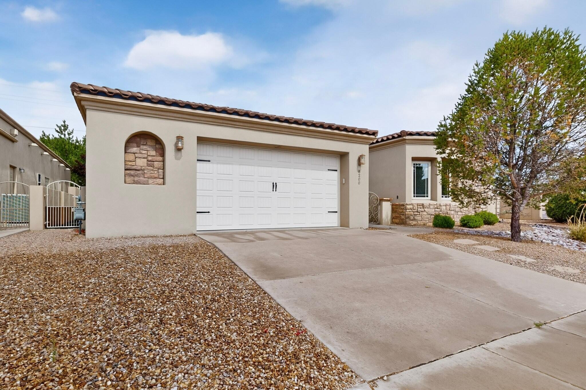 8200 Grape Harvest Court NE