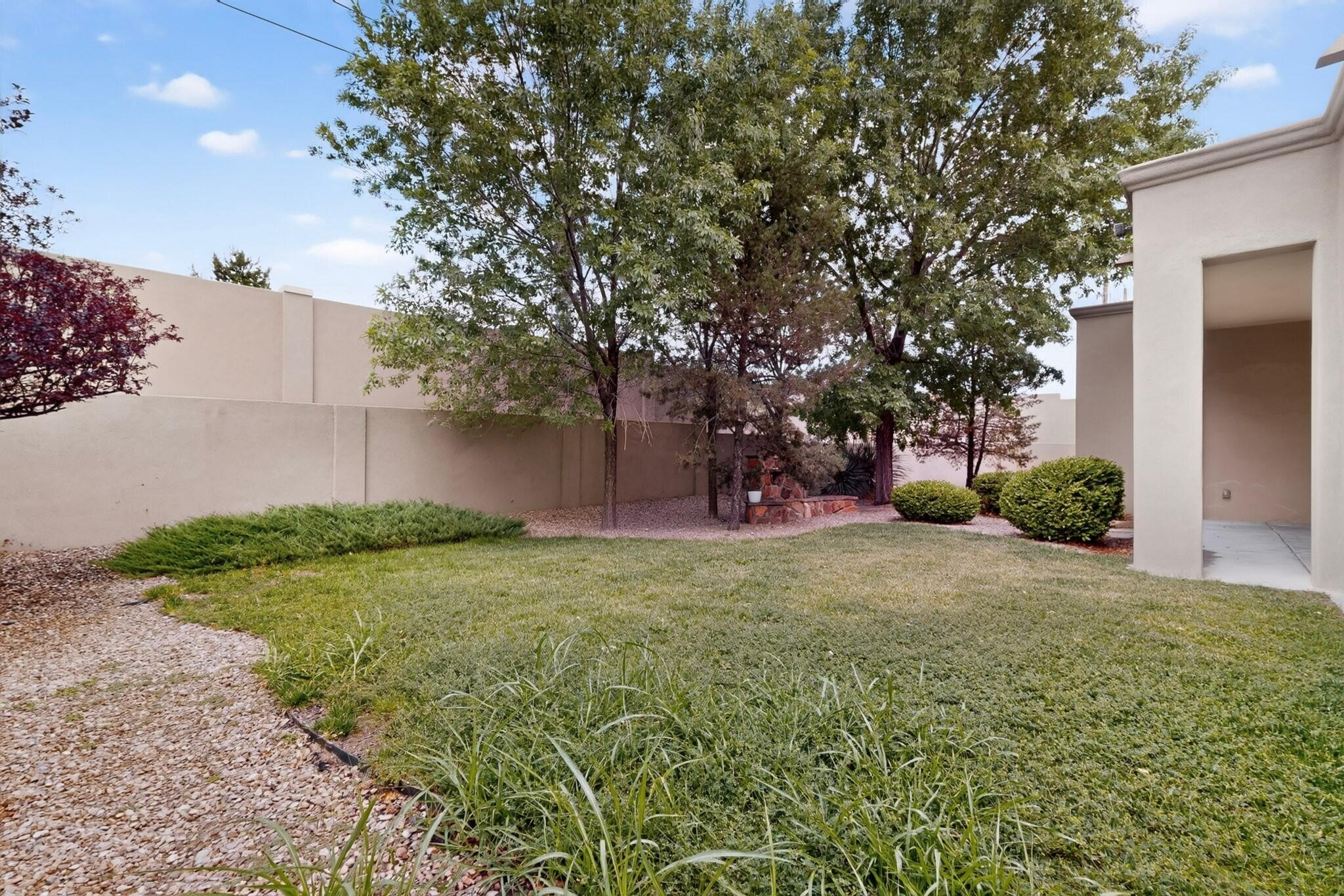 8200 Grape Harvest Court NE
