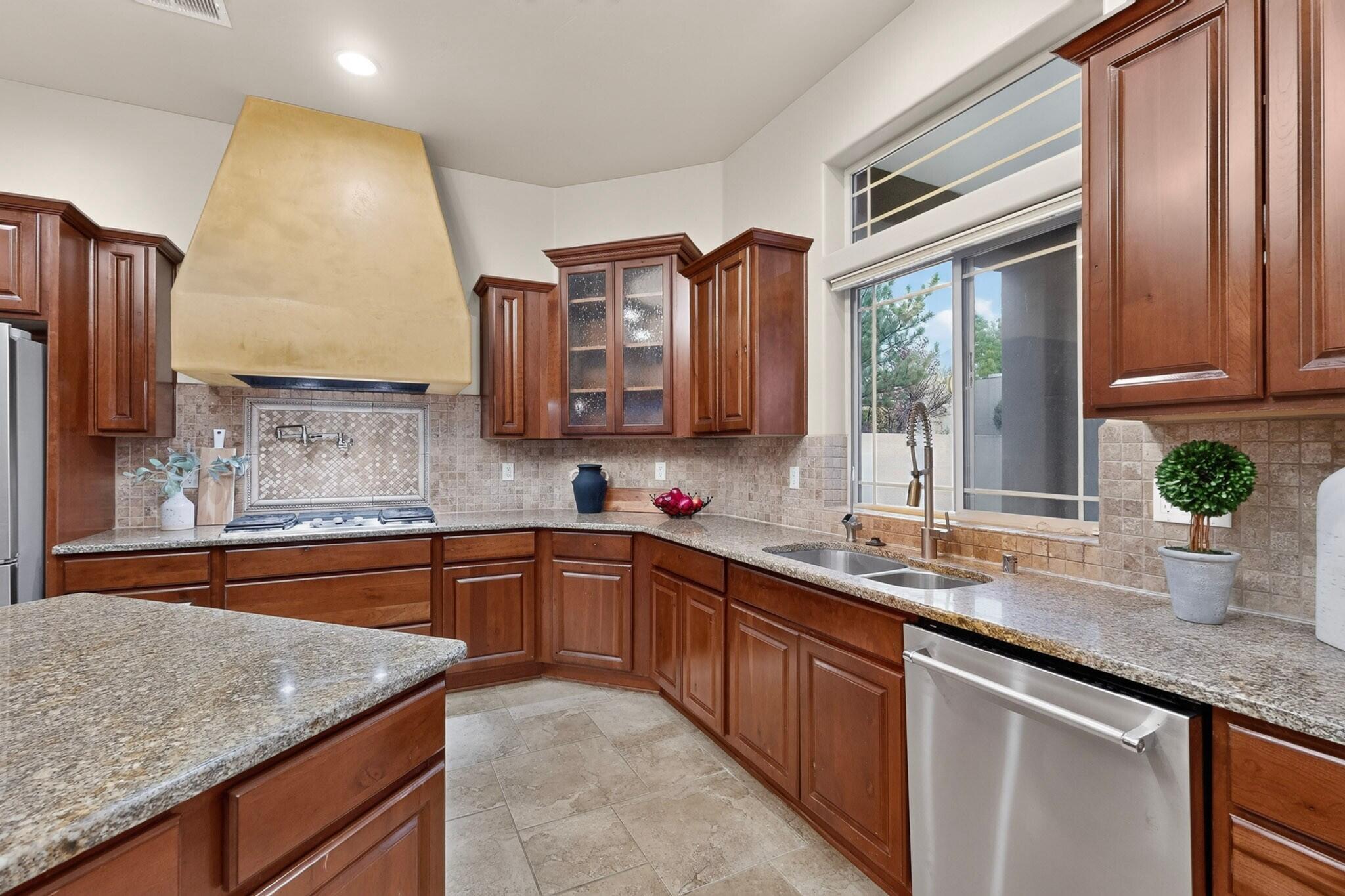 8200 Grape Harvest Court NE