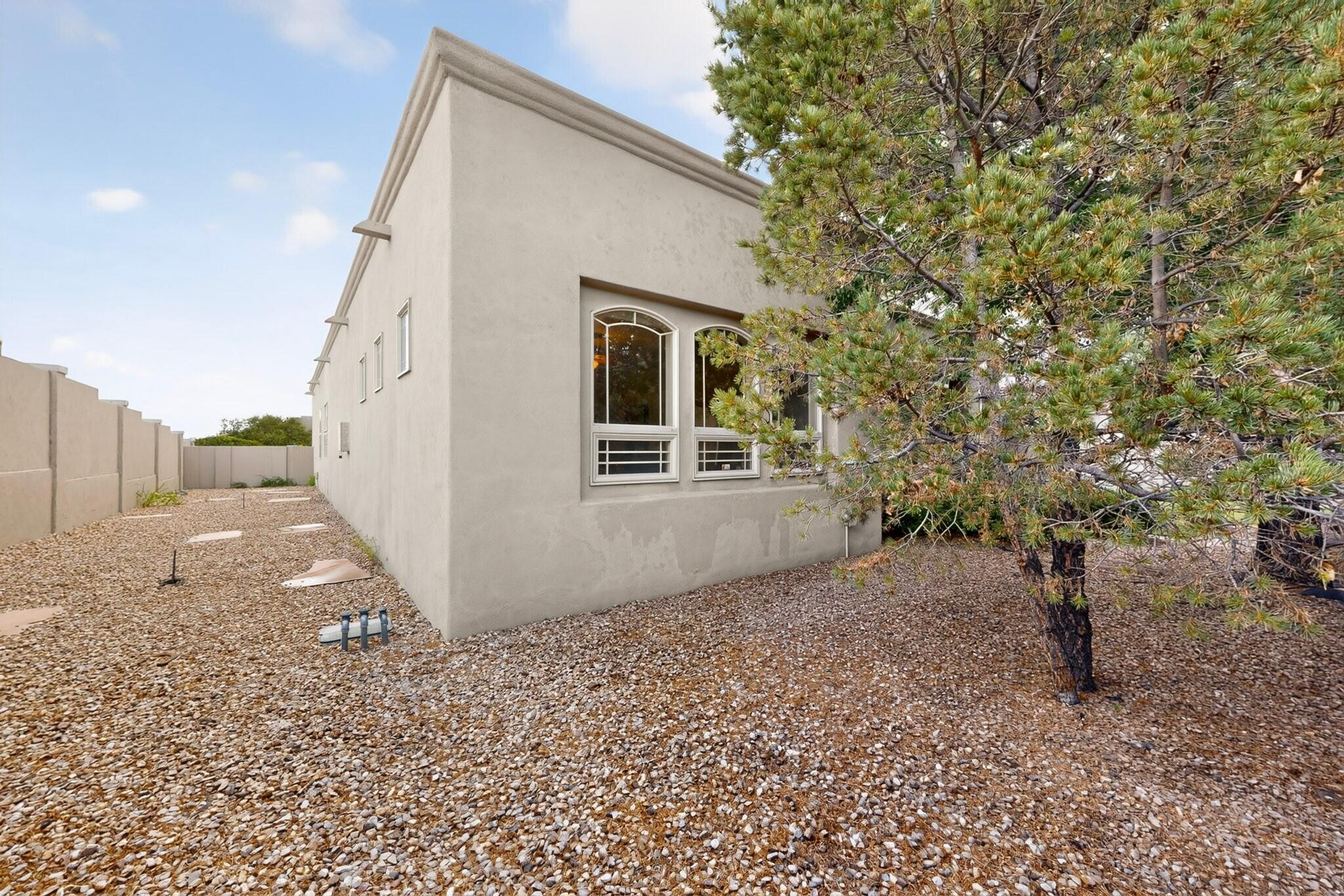 8200 Grape Harvest Court NE