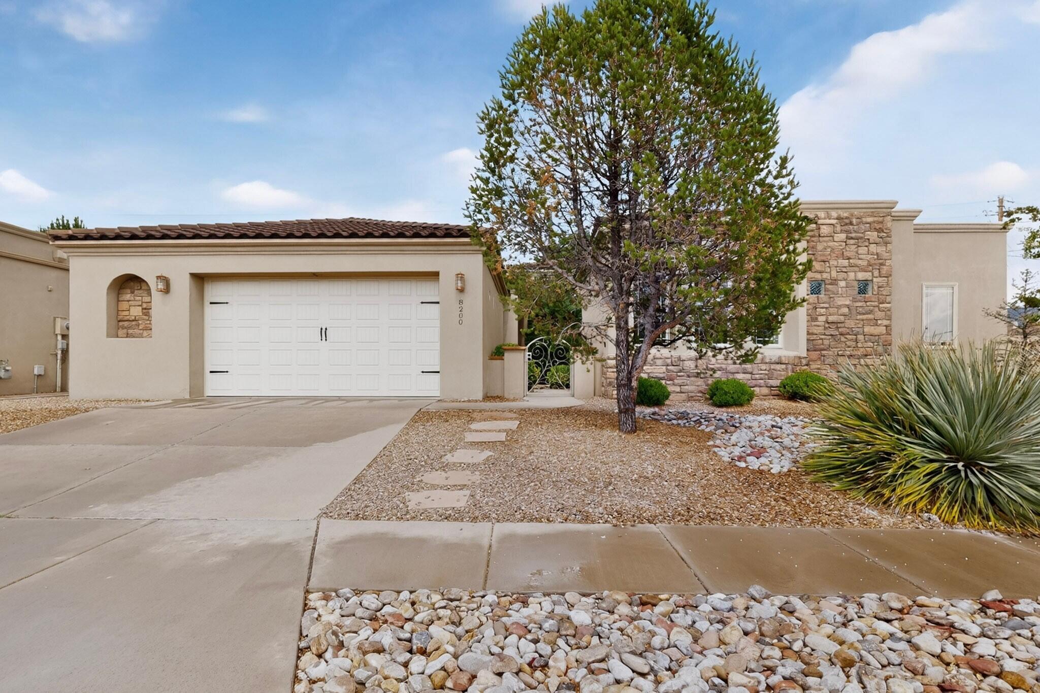 8200 Grape Harvest Court NE