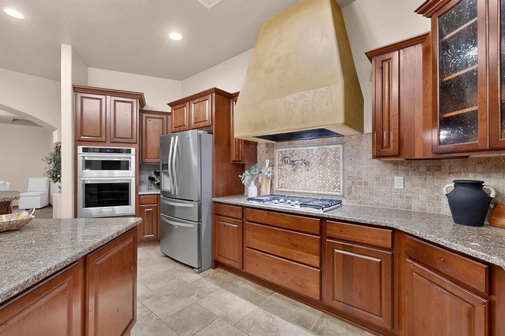 8200 Grape Harvest Court NE