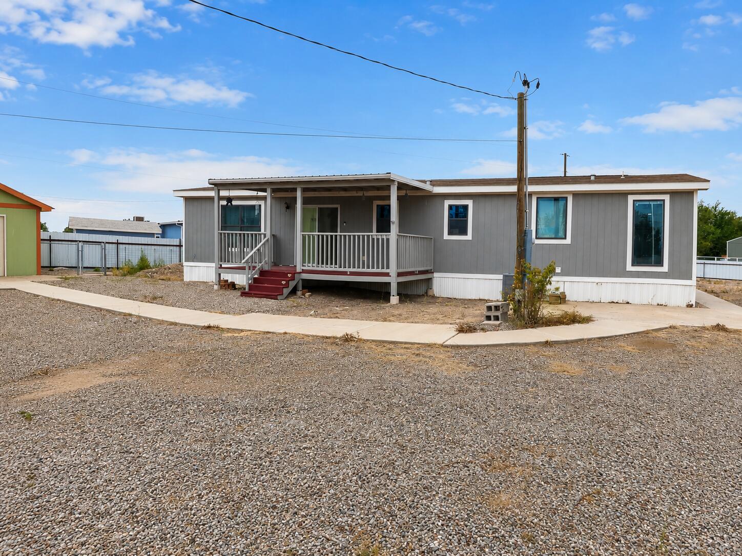 5220 Cerritos Avenue