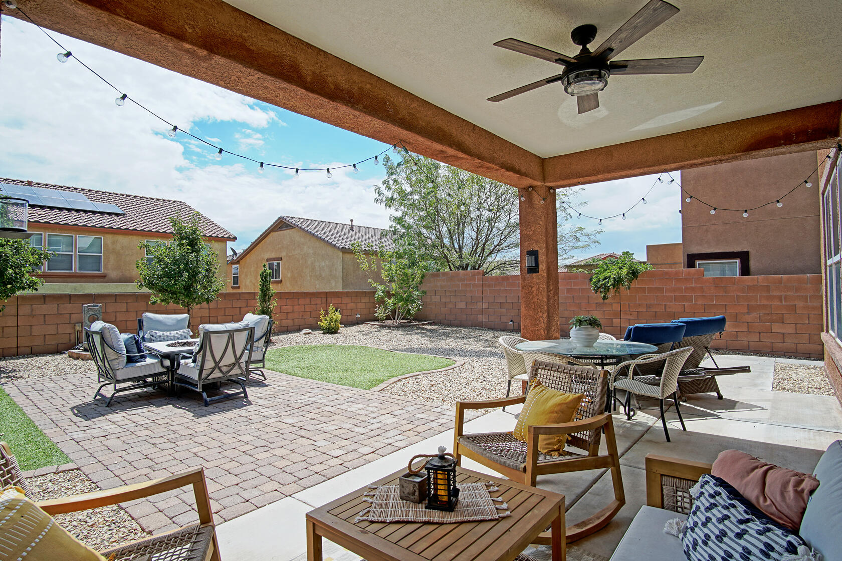 101 Paseo Vista Loop NE