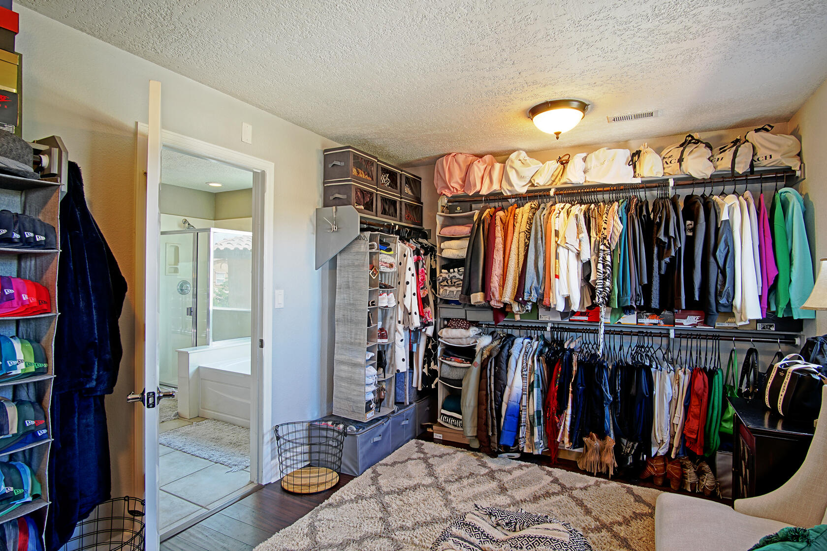 101 Paseo Vista Loop NE