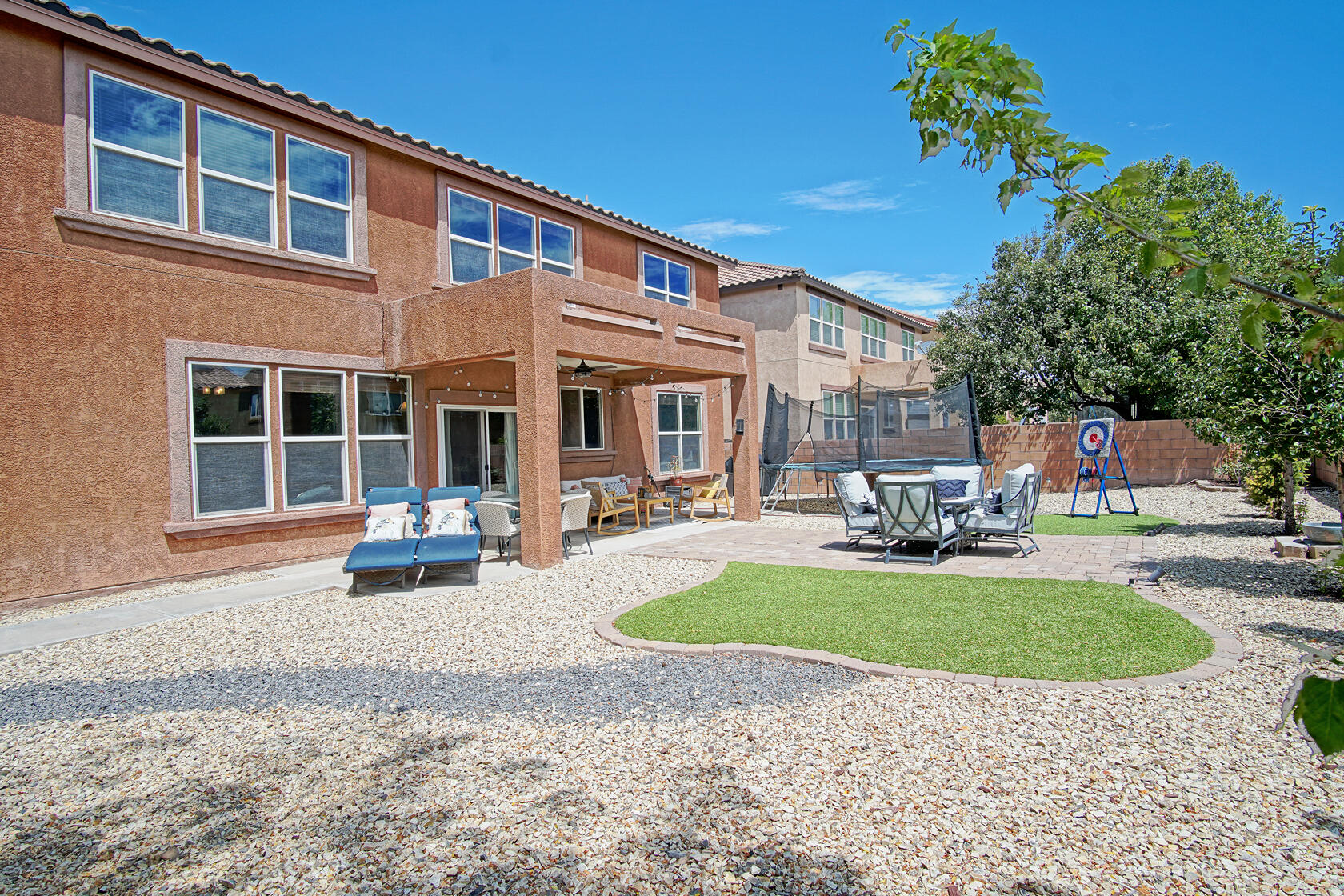 101 Paseo Vista Loop NE