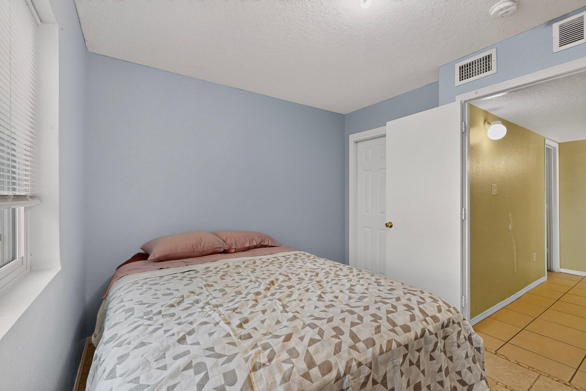 1840 Shadowcast Drive SW