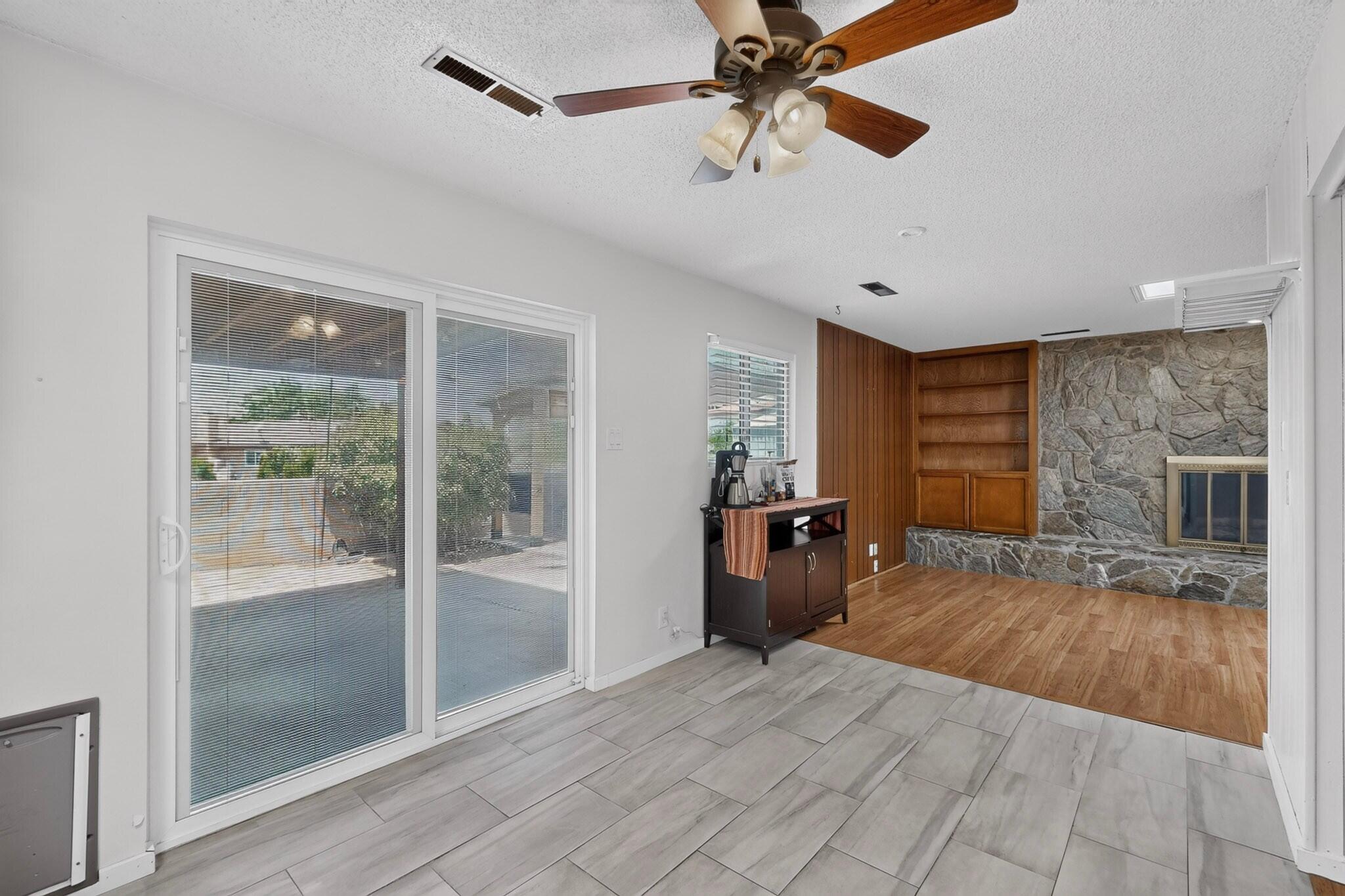 3709 Valerie Place NE