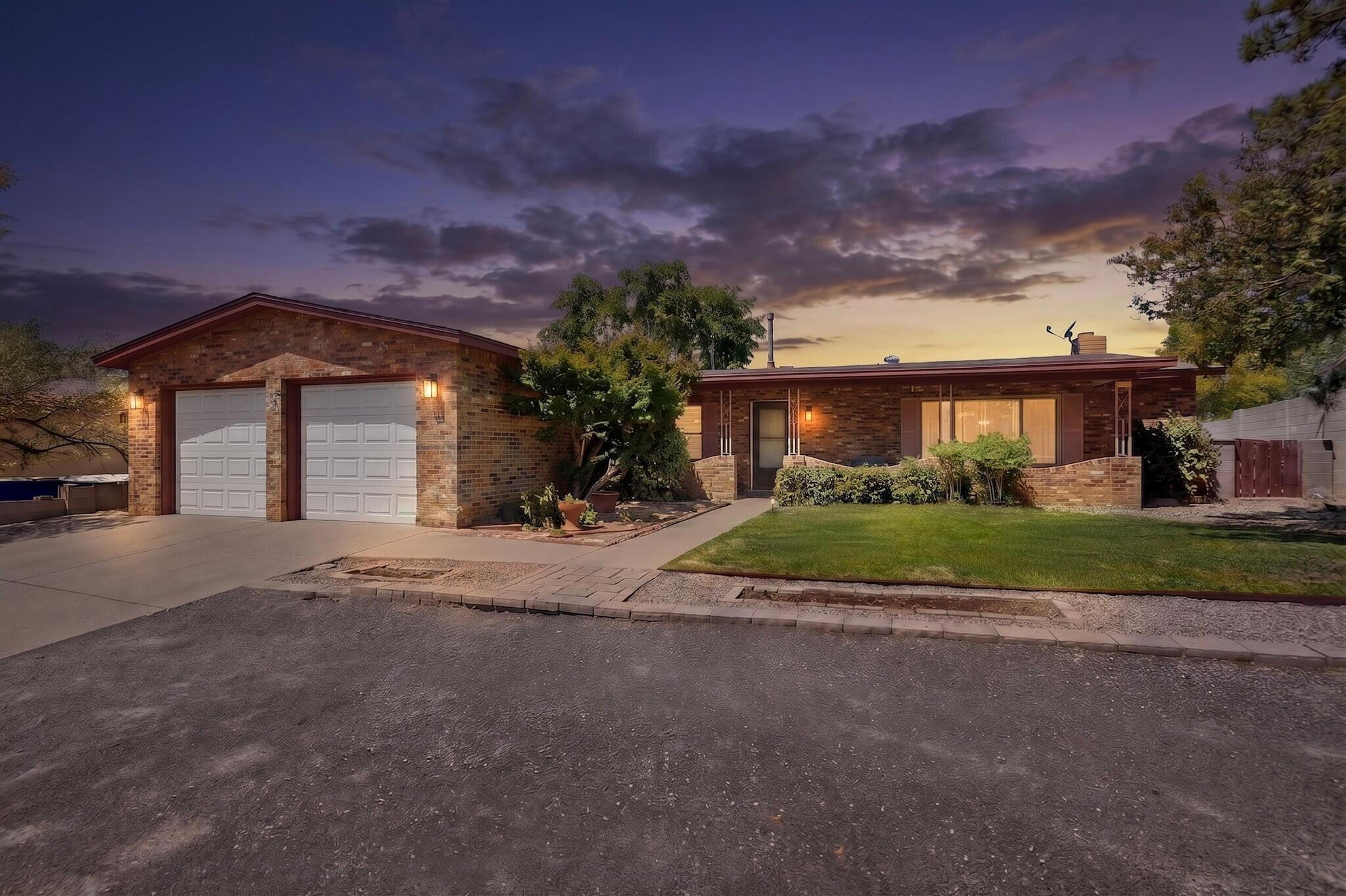 3709 Valerie Place NE