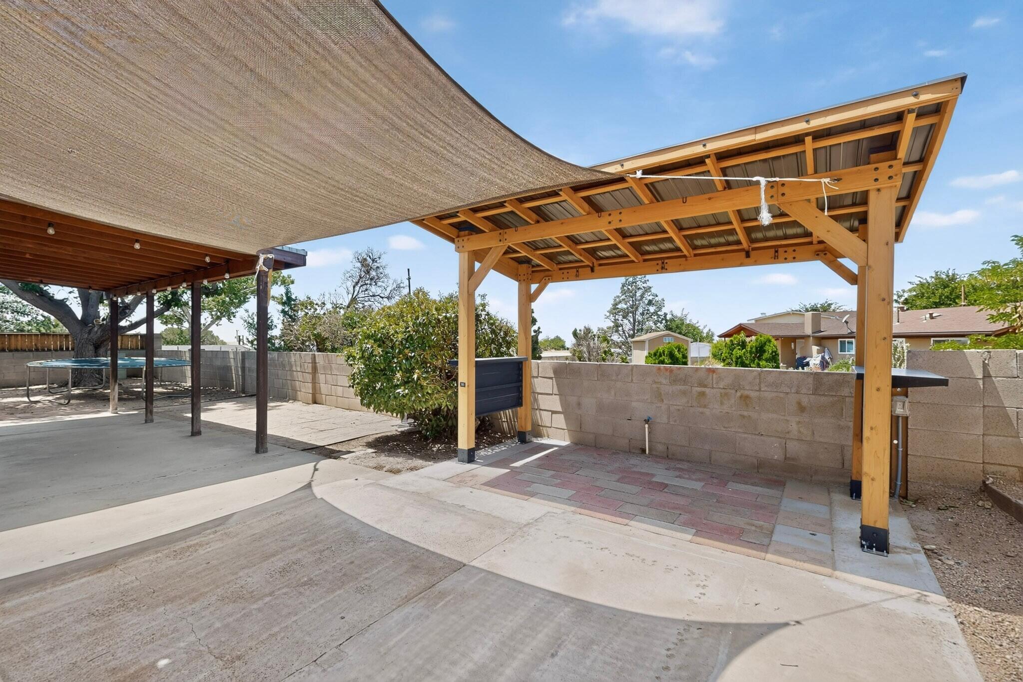 3709 Valerie Place NE