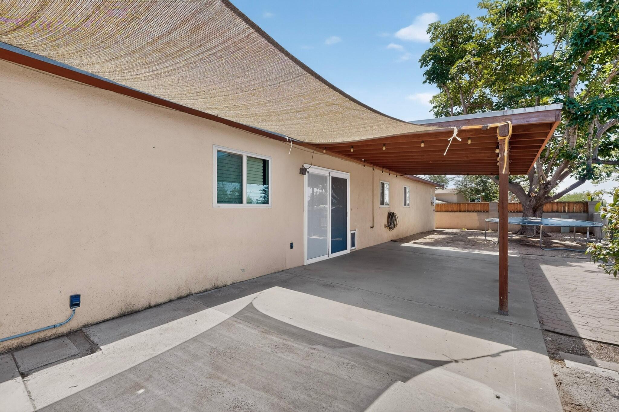 3709 Valerie Place NE