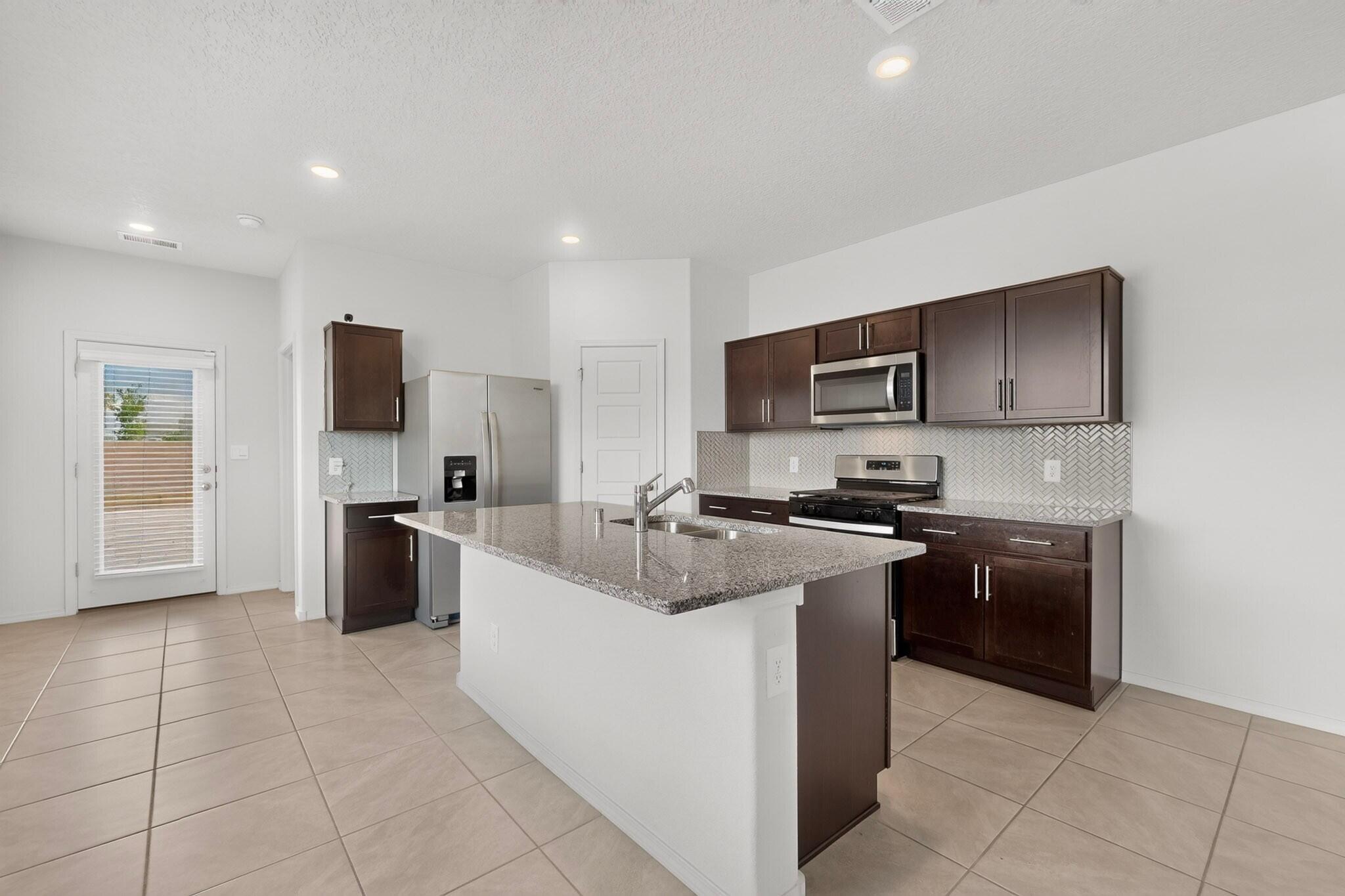 10604 Valedon Lane SW