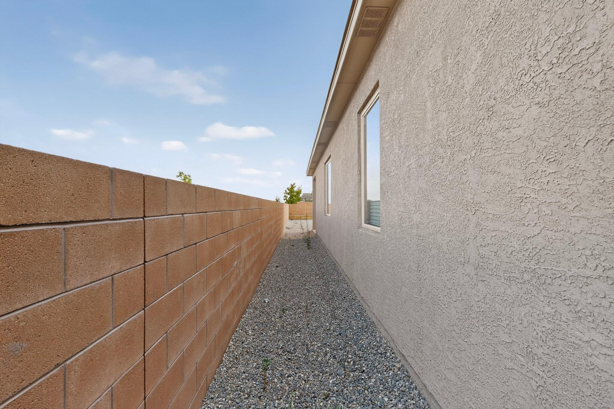 10604 Valedon Lane SW