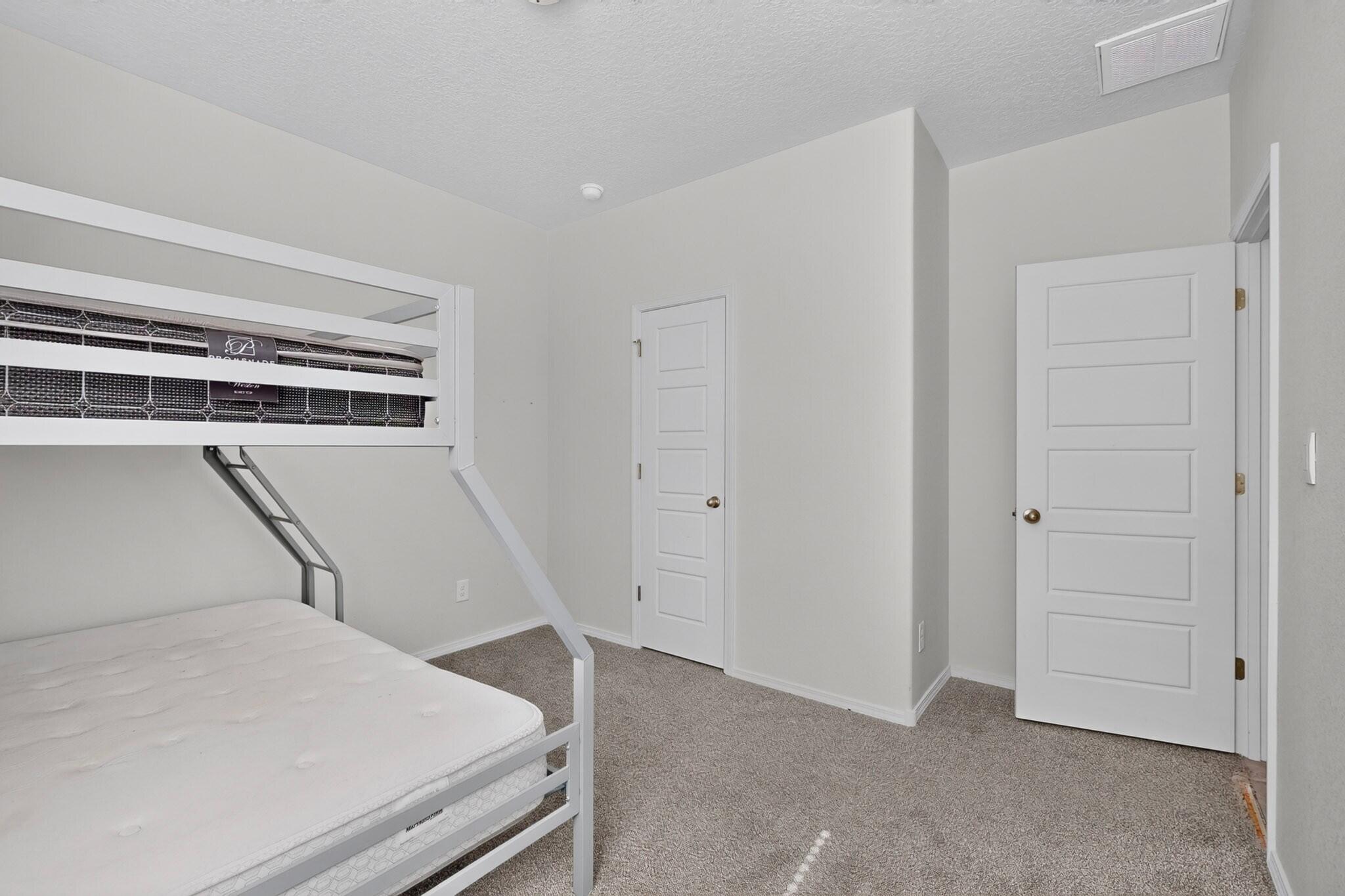 10604 Valedon Lane SW