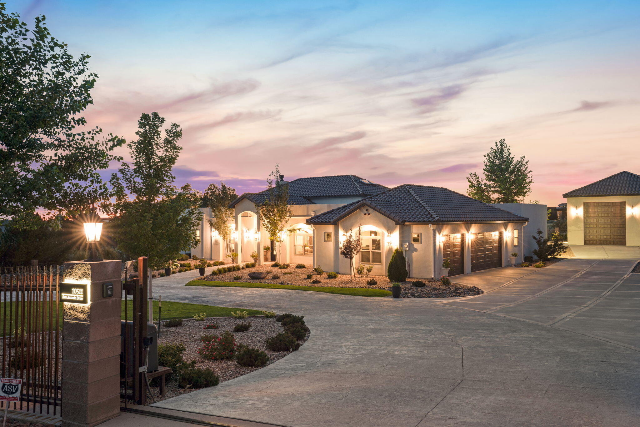 10511 San Antonio Drive NE