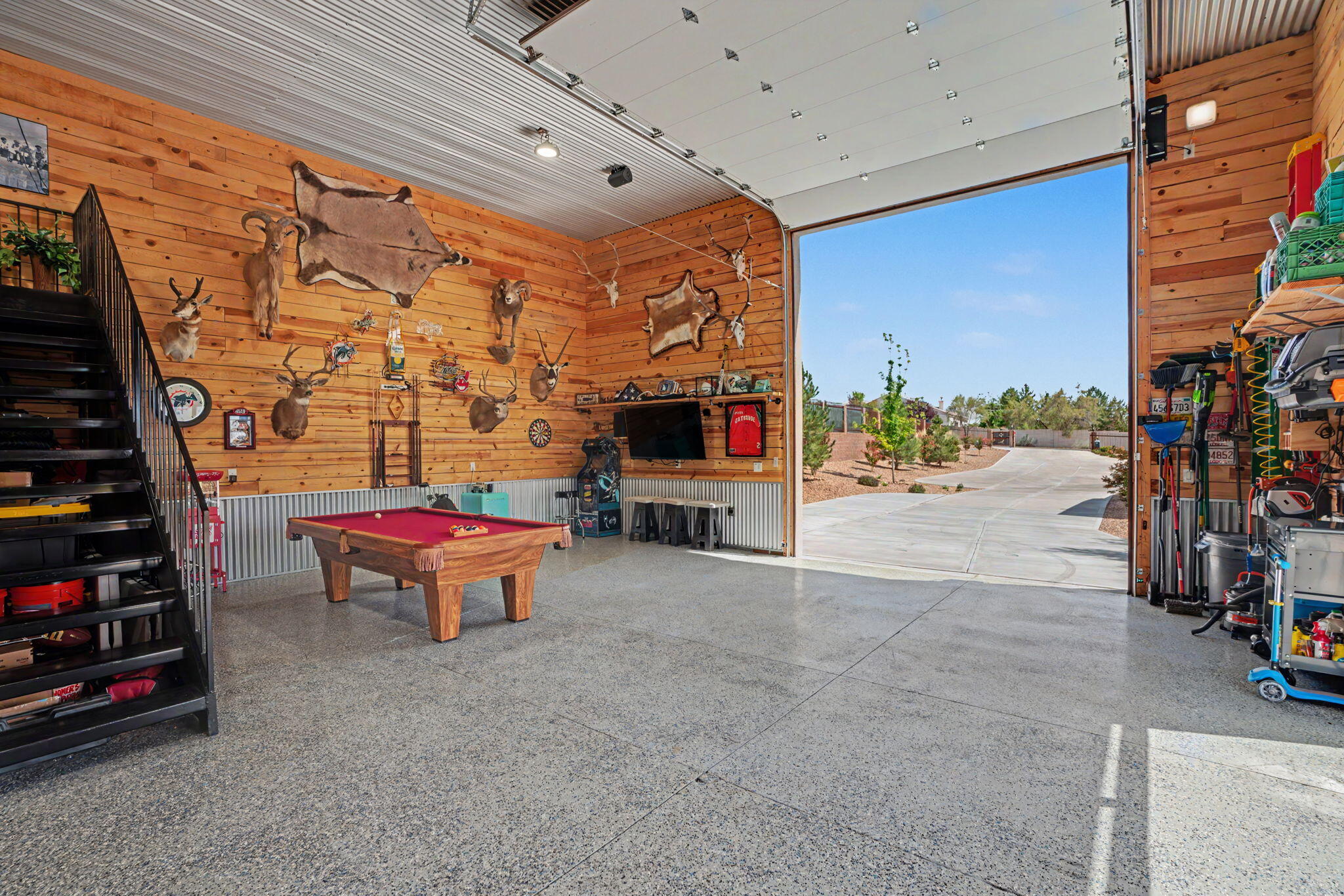 10511 San Antonio Drive NE