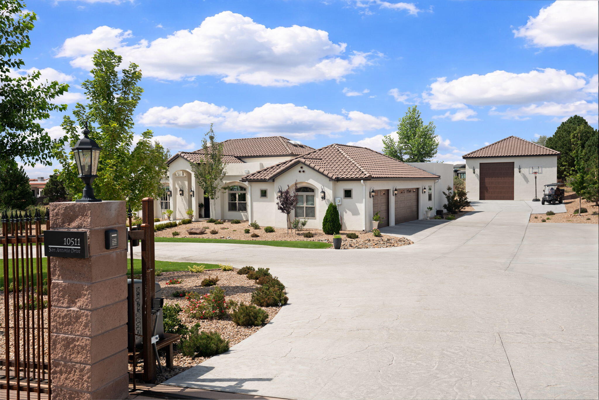 10511 San Antonio Drive NE