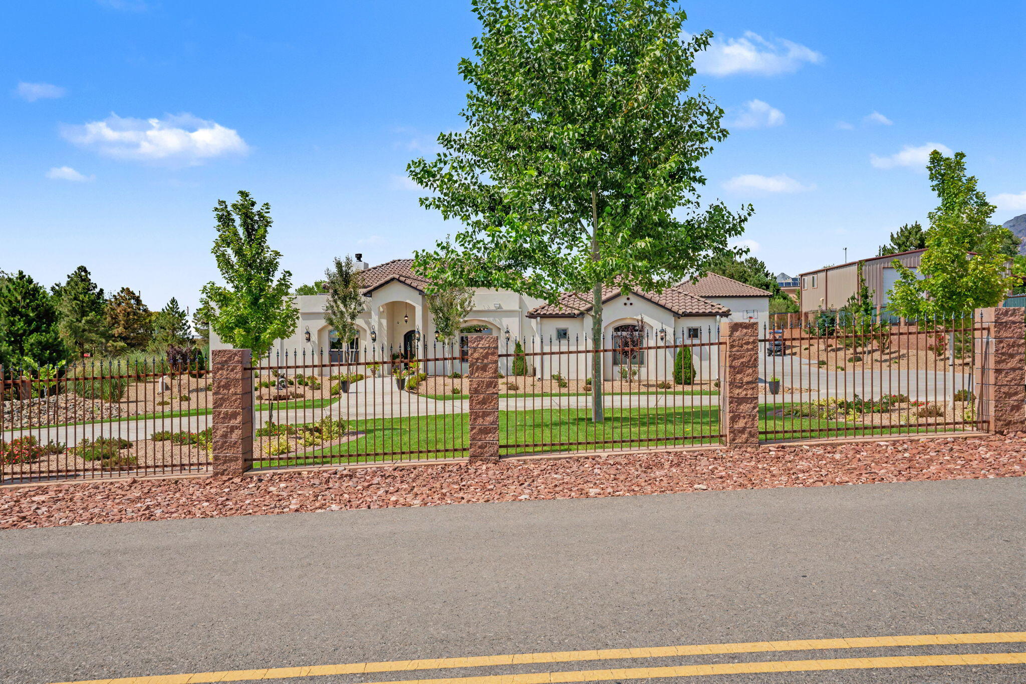 10511 San Antonio Drive NE