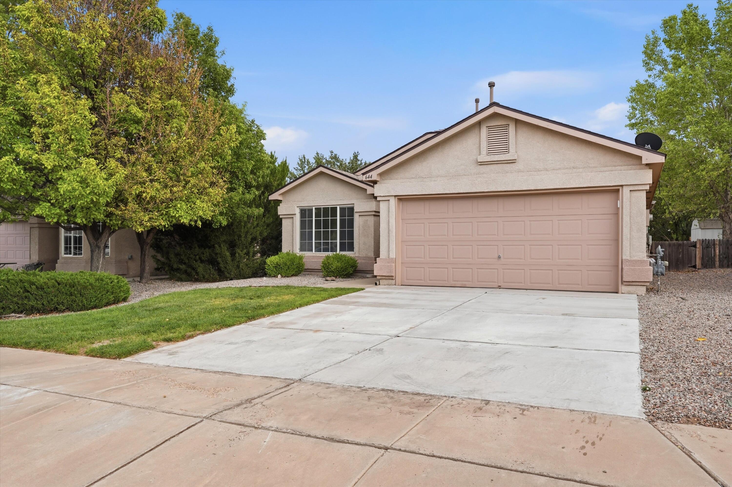 644 Valley Meadows Drive NE