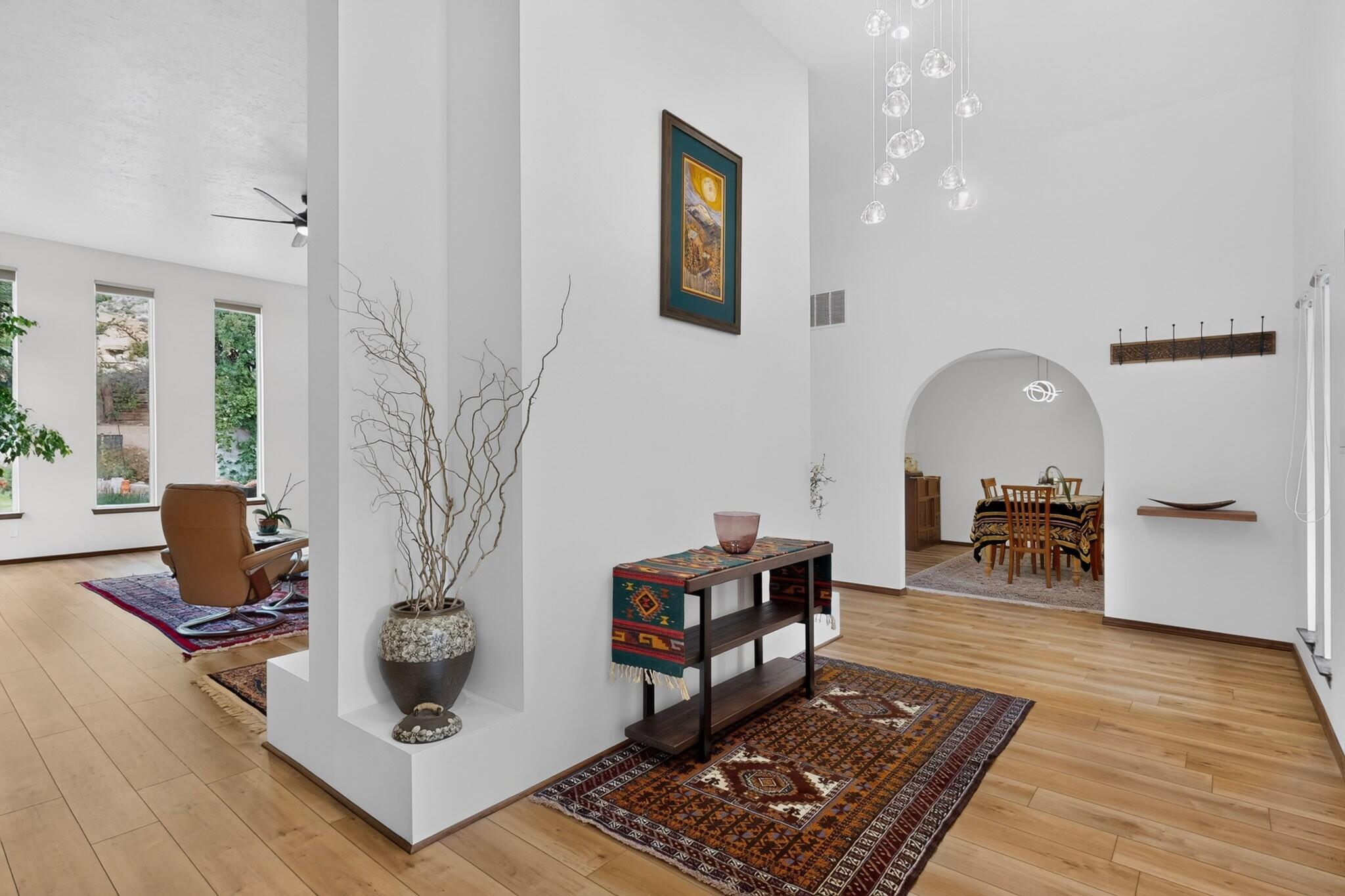 2524 Madre Drive NE