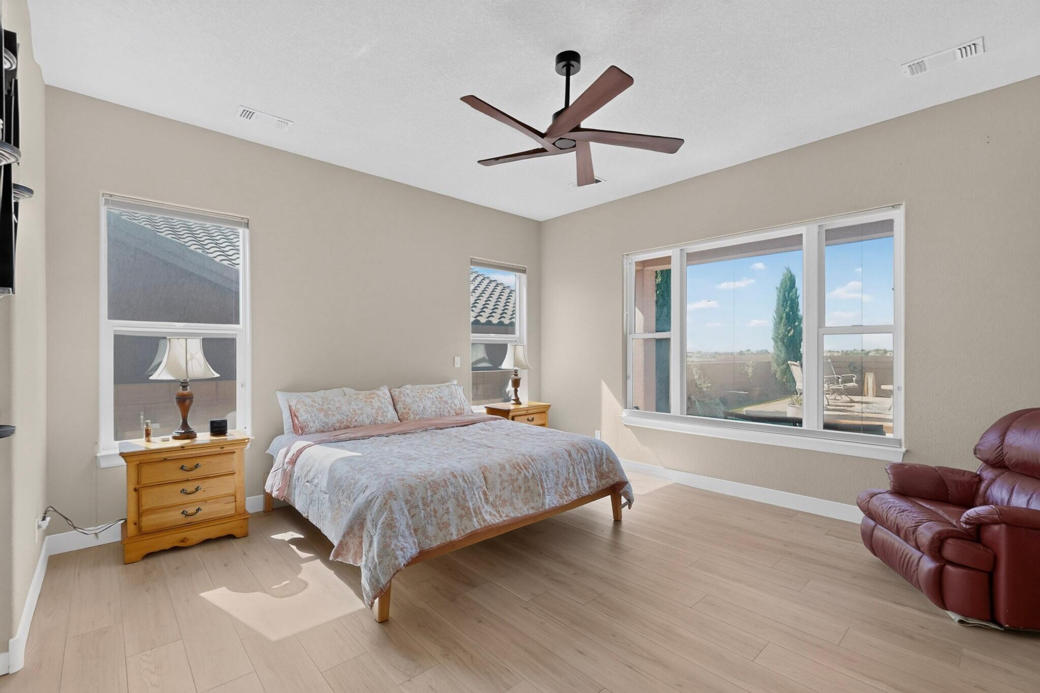 3708 Tierra Vista Place NE