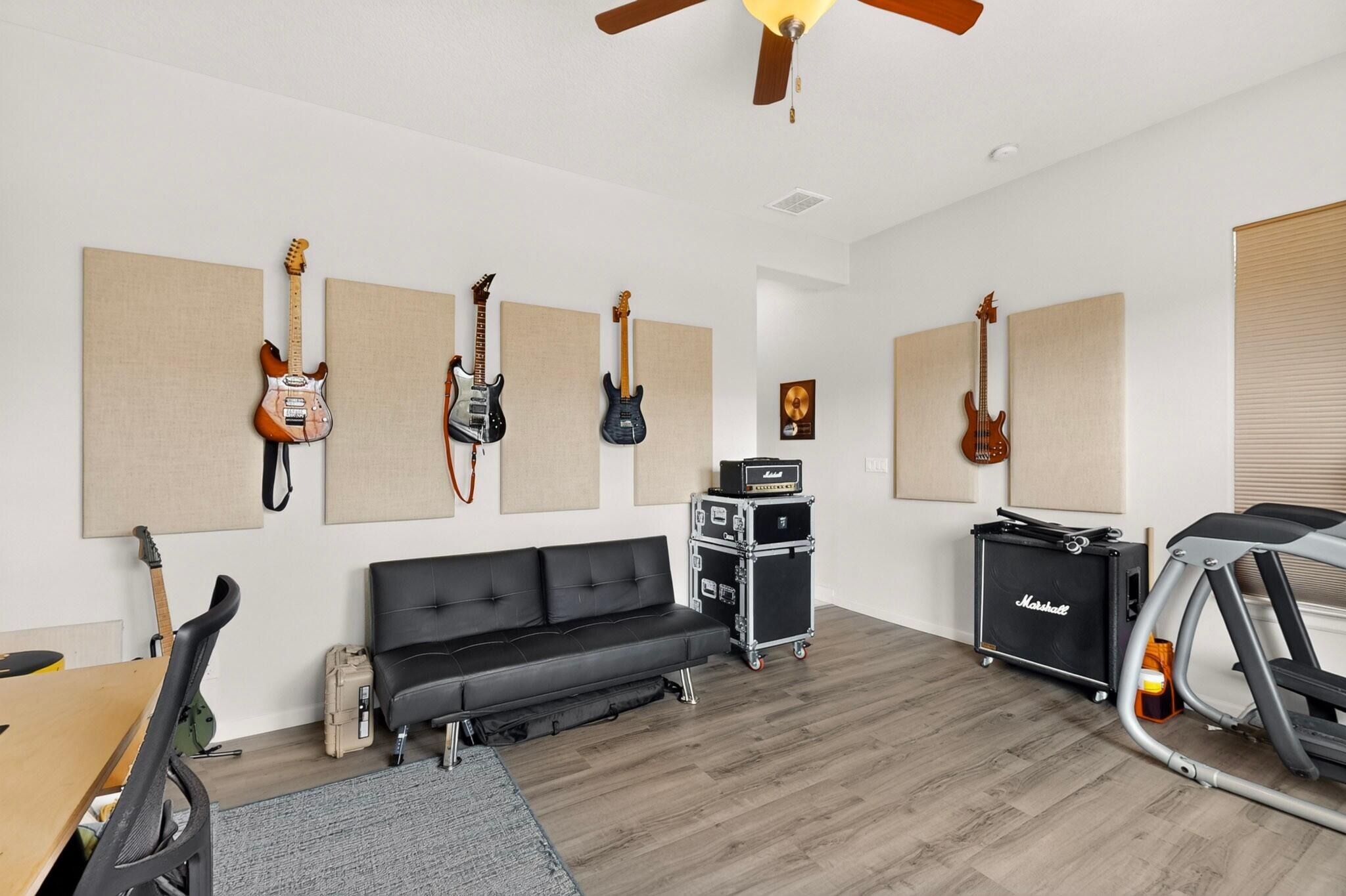 3708 Tierra Vista Place NE