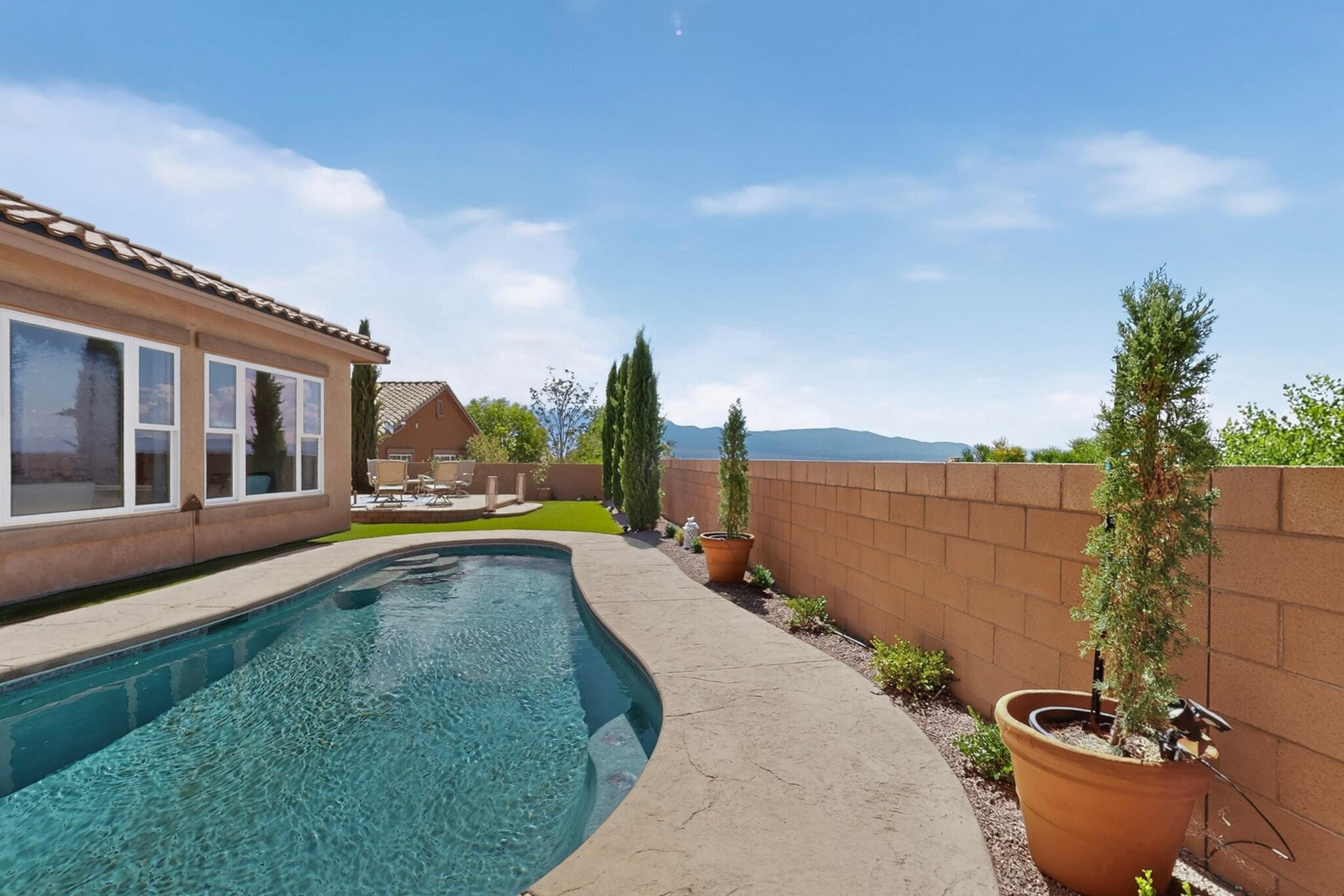 3708 Tierra Vista Place NE