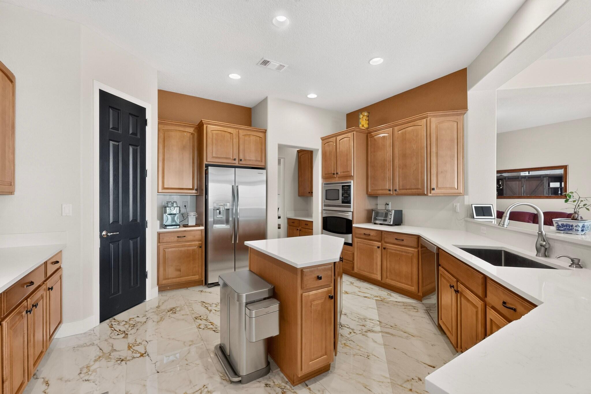 3708 Tierra Vista Place NE