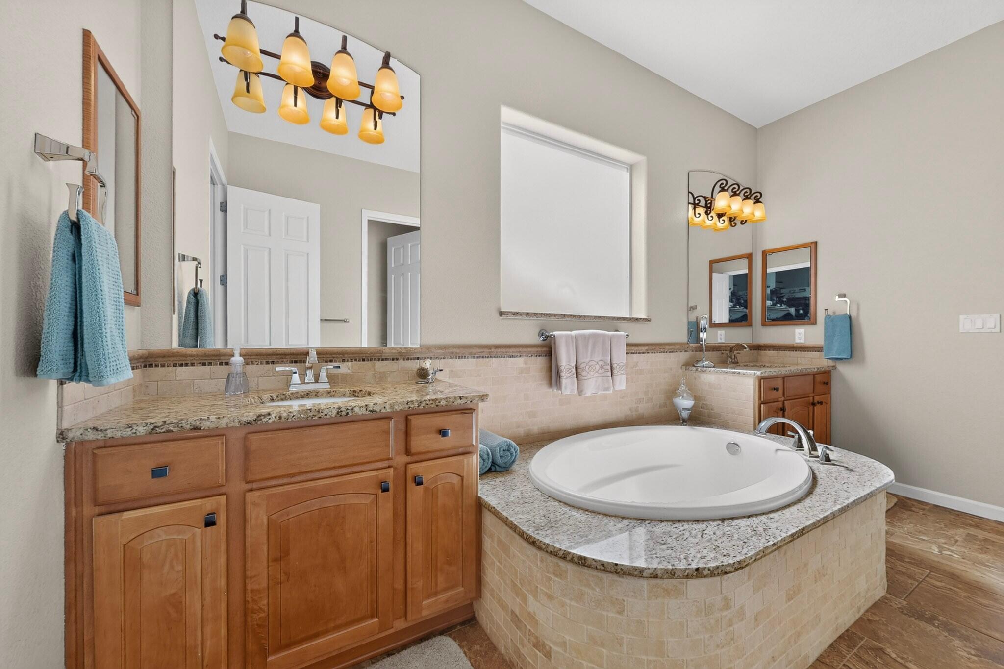 3708 Tierra Vista Place NE