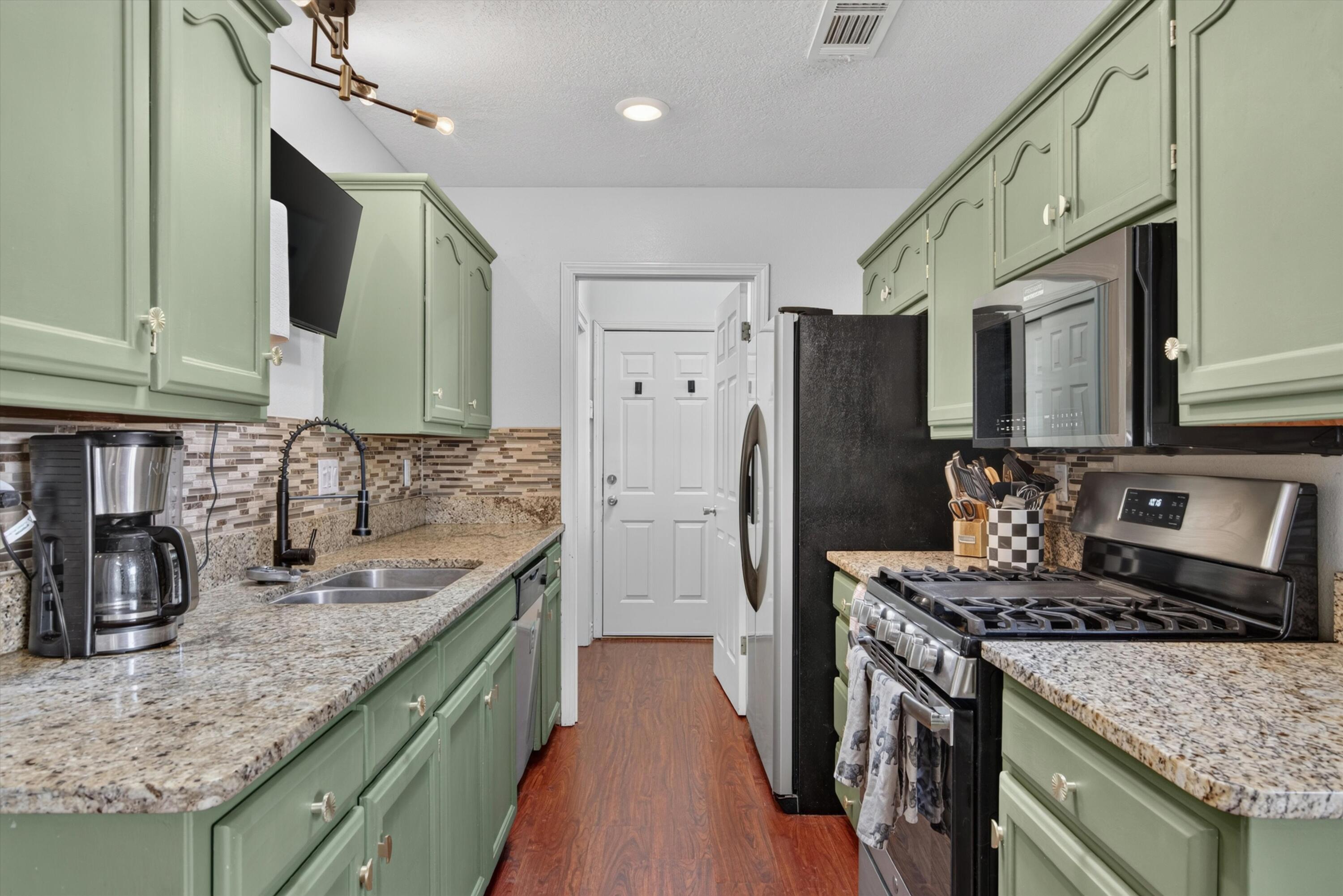 13117 Neon Avenue NE