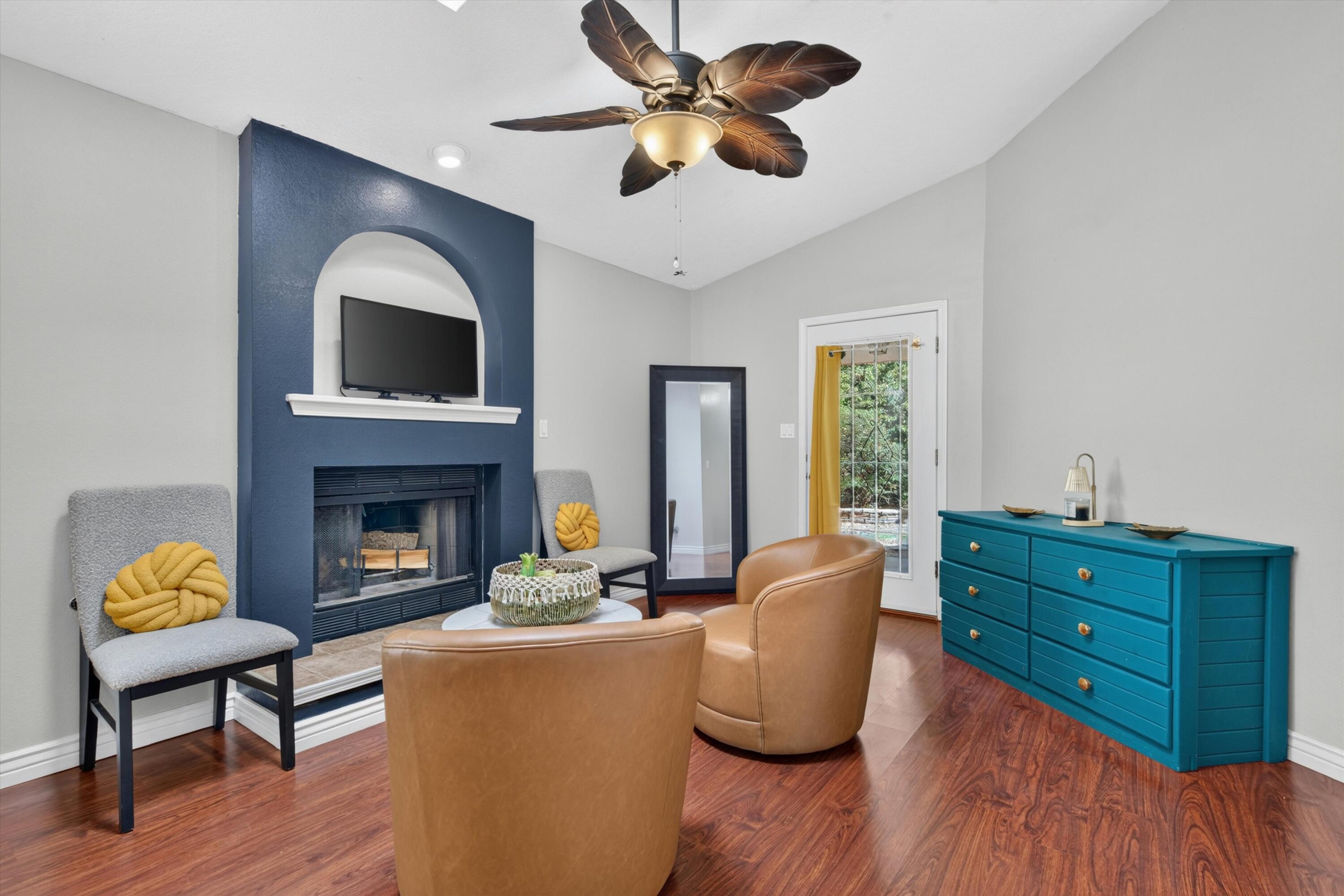 13117 Neon Avenue NE