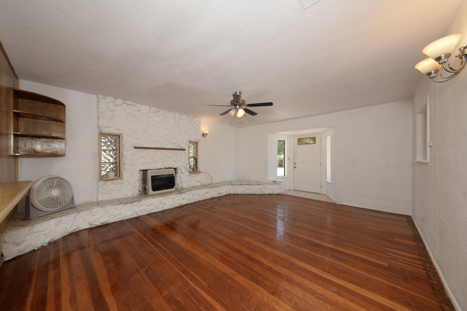 71 Peralta Boulevard