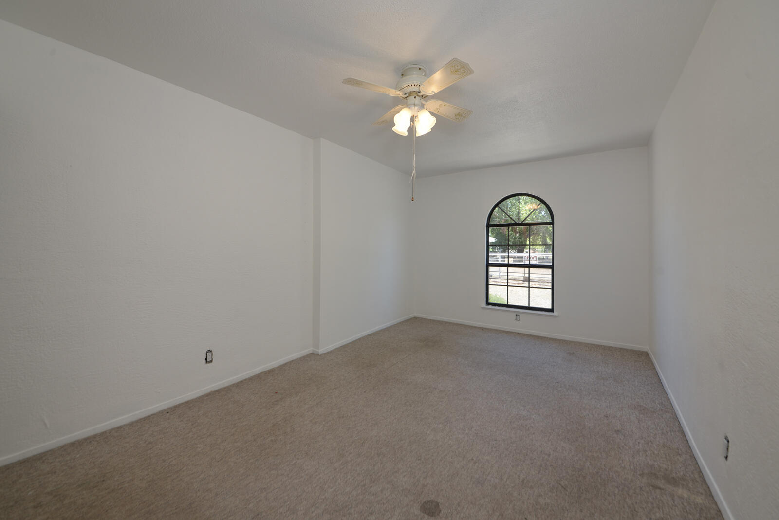 71 Peralta Boulevard