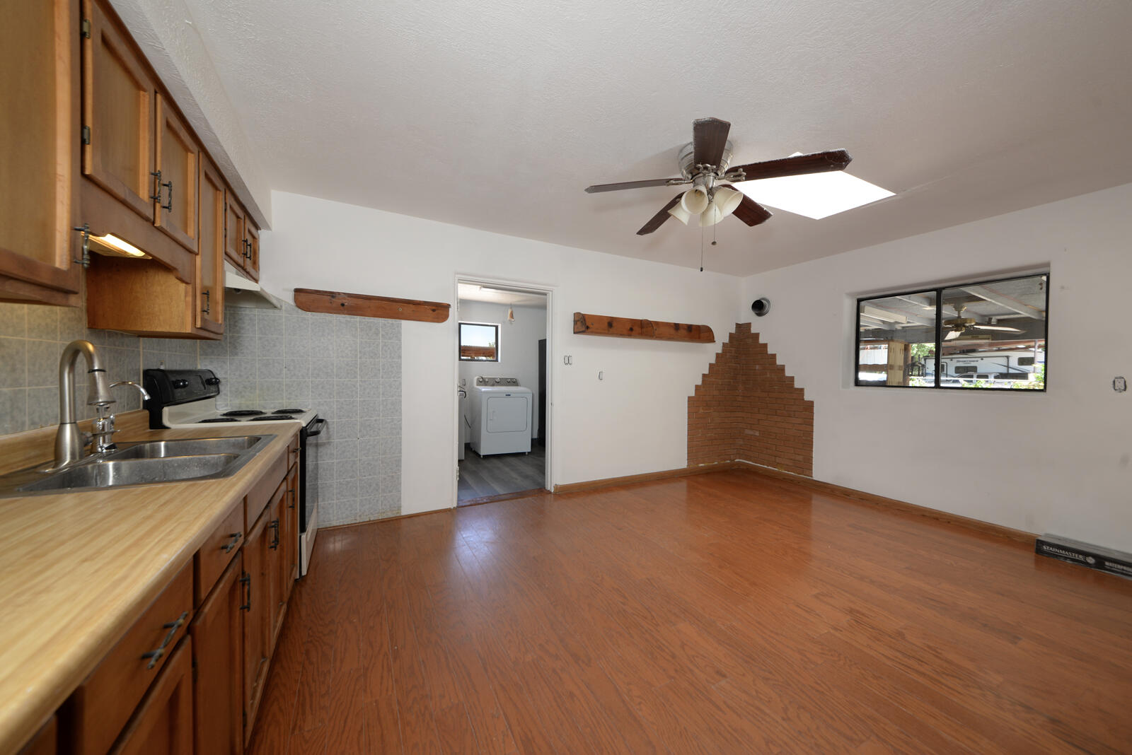 71 Peralta Boulevard
