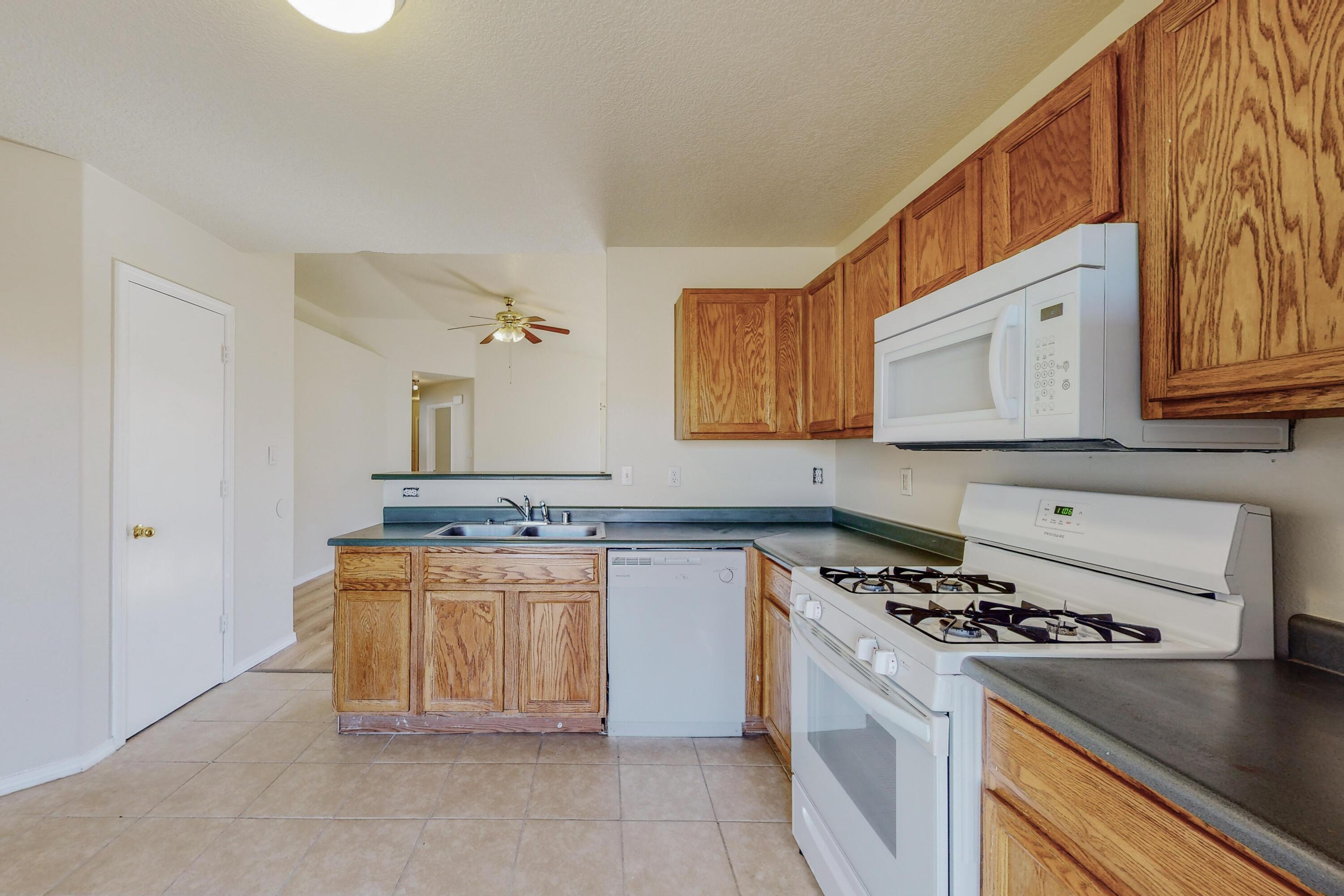 3473 Martin Meadows Drive NE