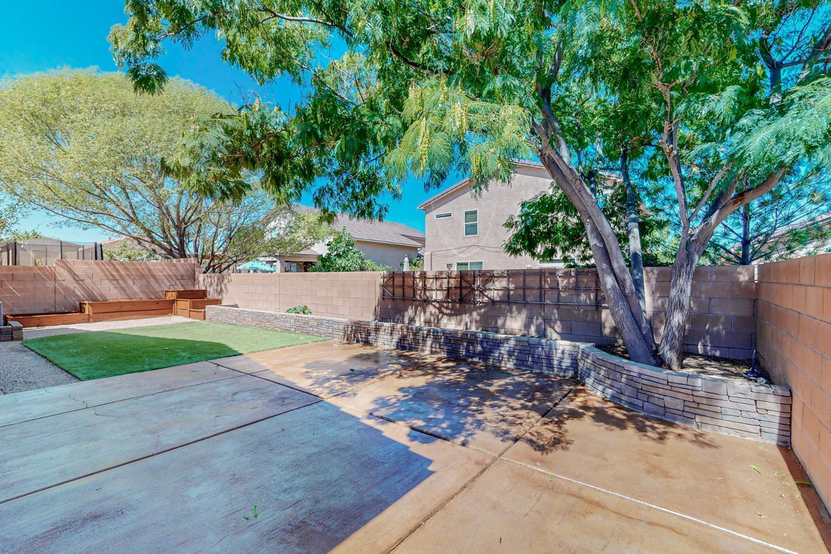 8323 Mock Heather Road NW