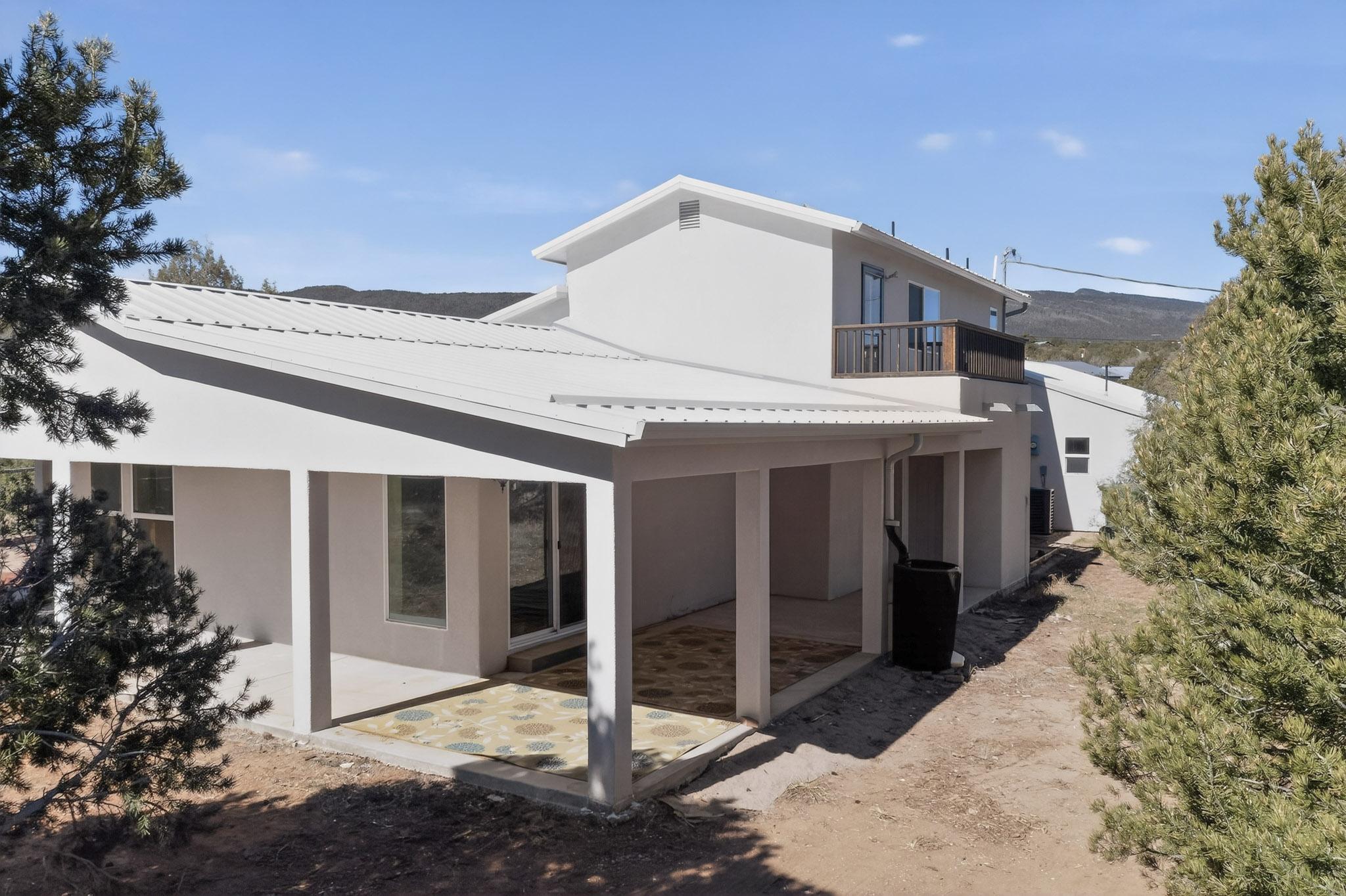 26 Juniper Hill Loop