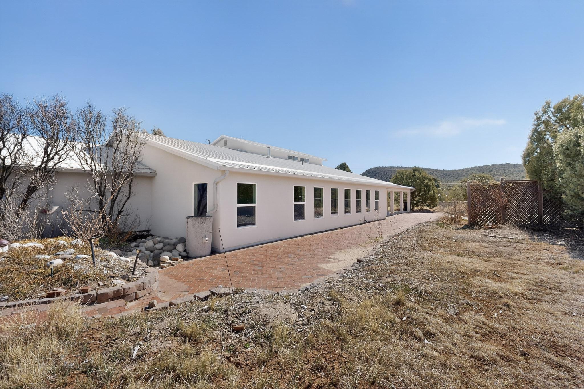 26 Juniper Hill Loop